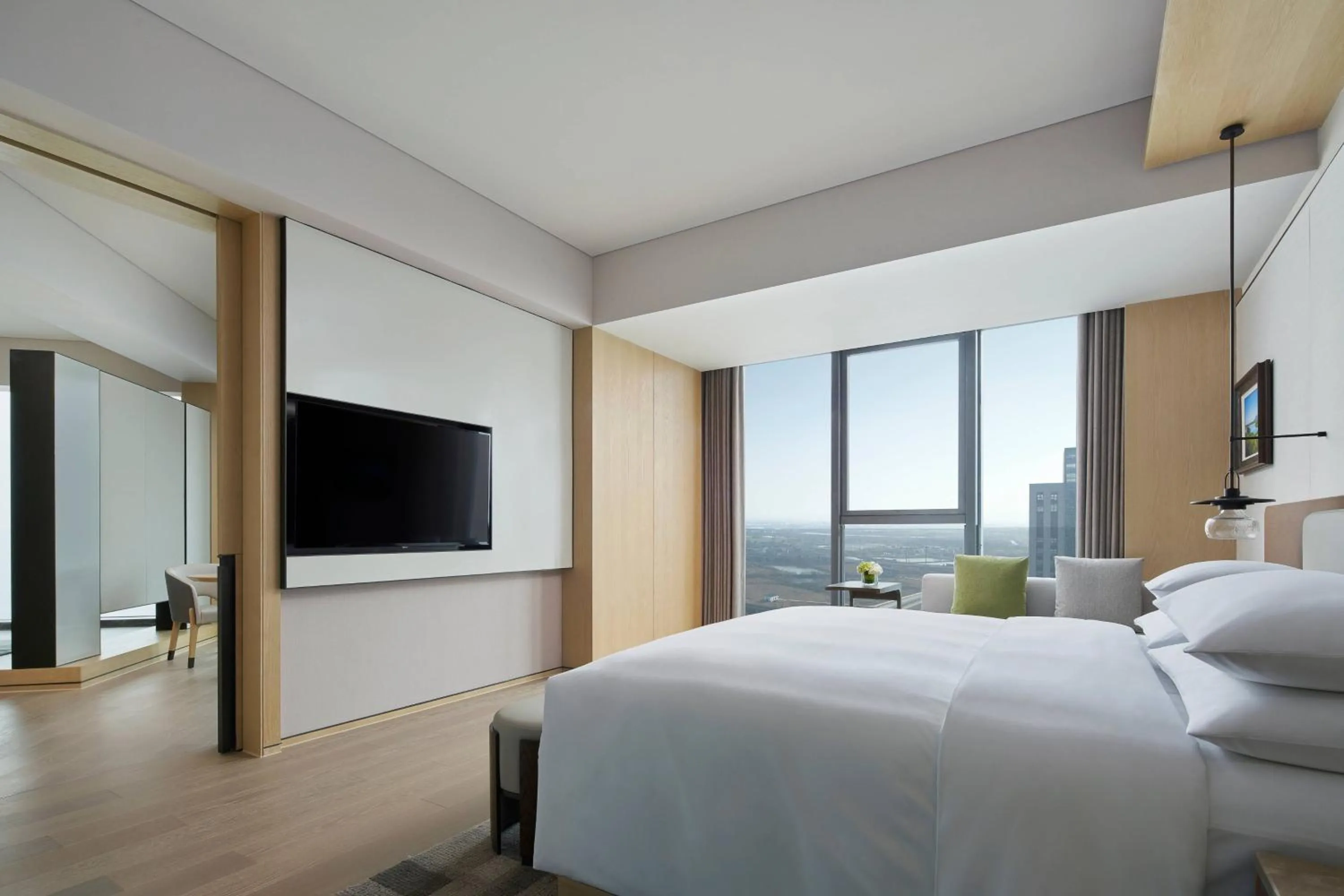 Photo of the whole room, Bed in Liyang Marriott Hotel