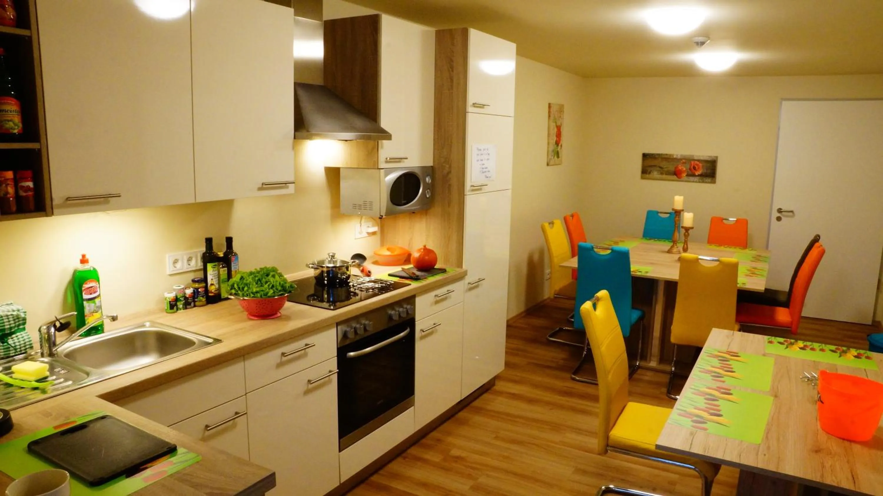 Kitchen or kitchenette in Bavaria City Hostel - Design Hostel