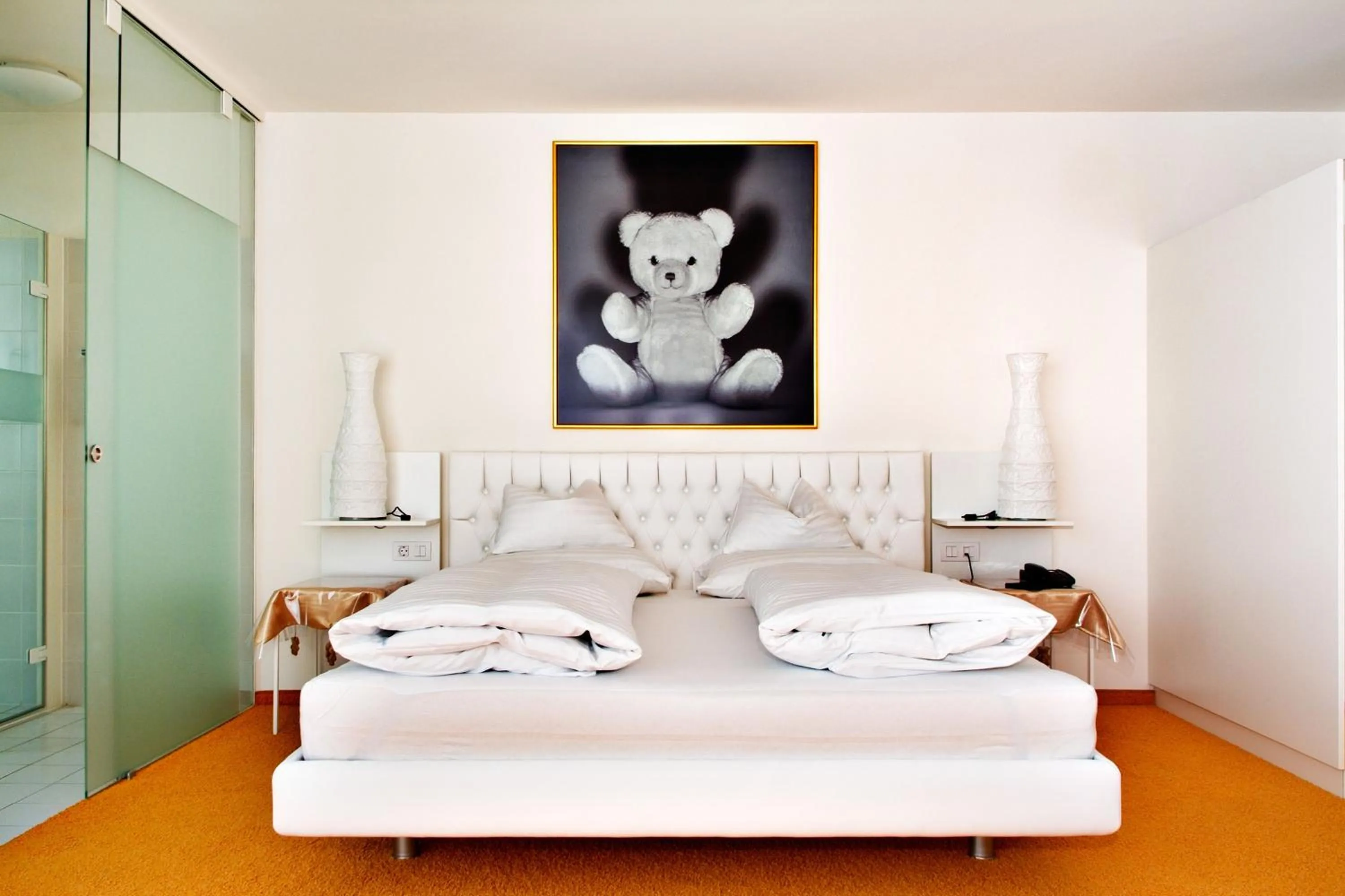 Photo of the whole room, Bed in Casinohotel Velden