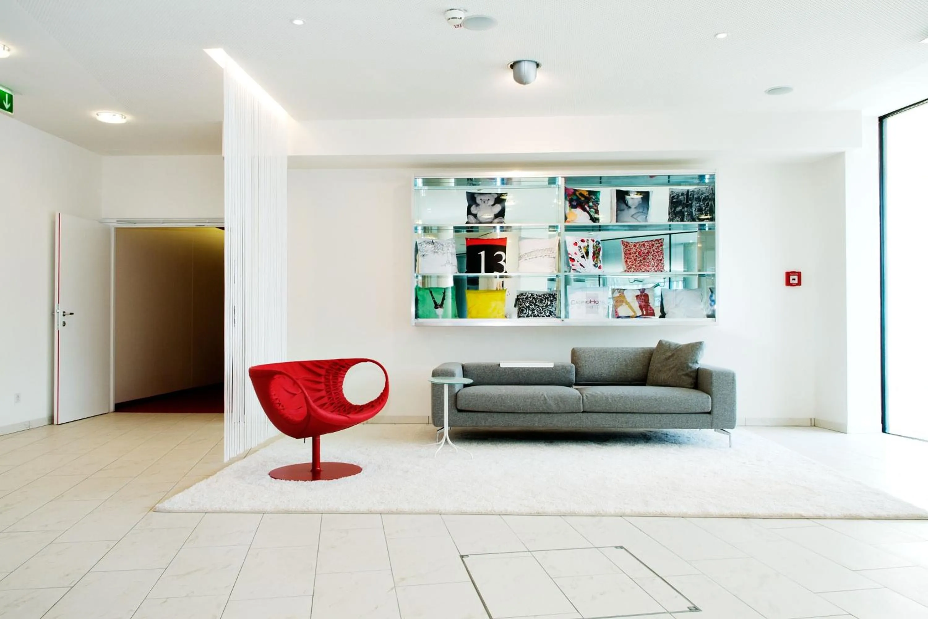 Lobby or reception in Casinohotel Velden