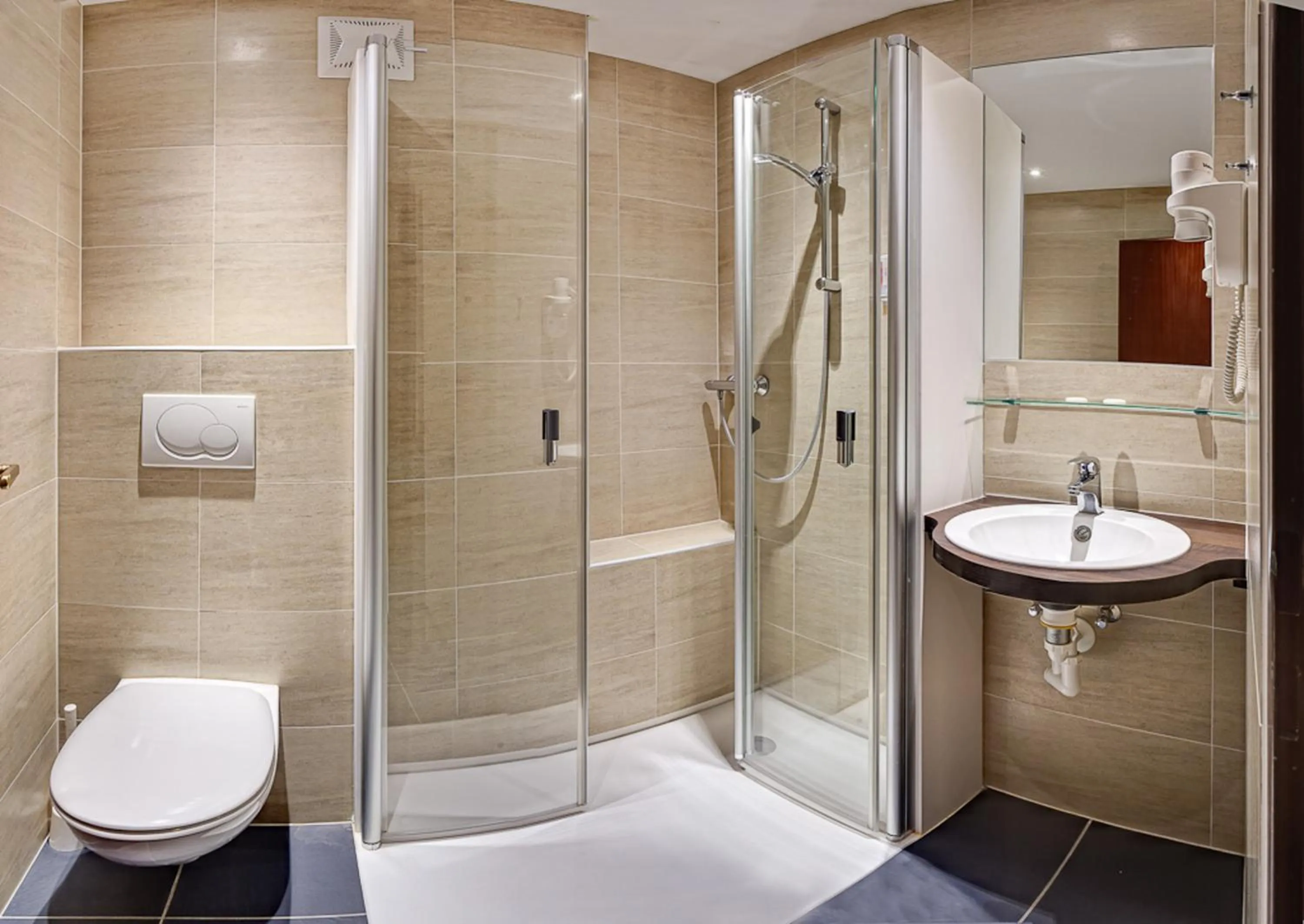 Bathroom in Hotel Zur Post