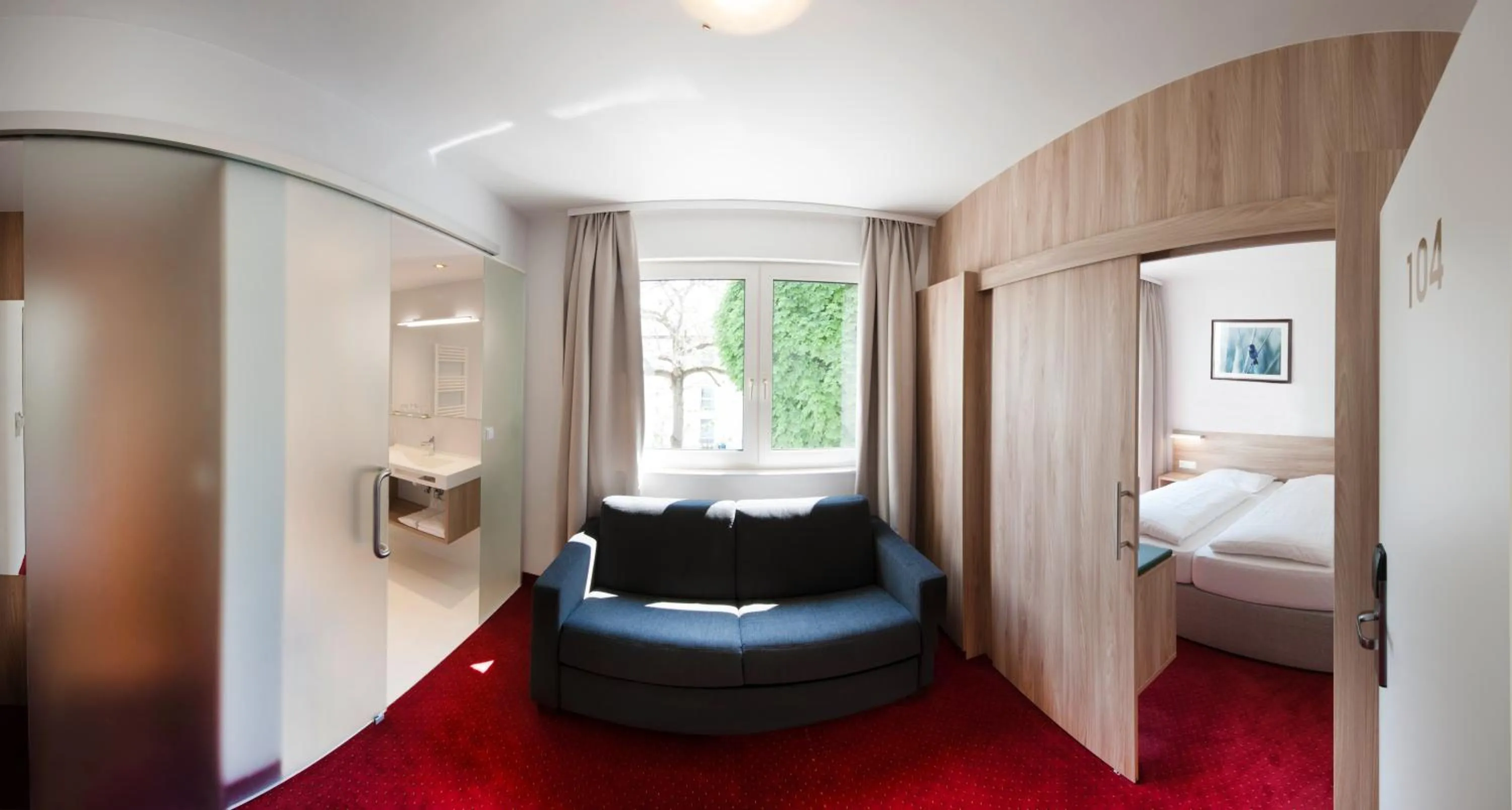 Photo of the whole room, Bed in Hotel Zur Post