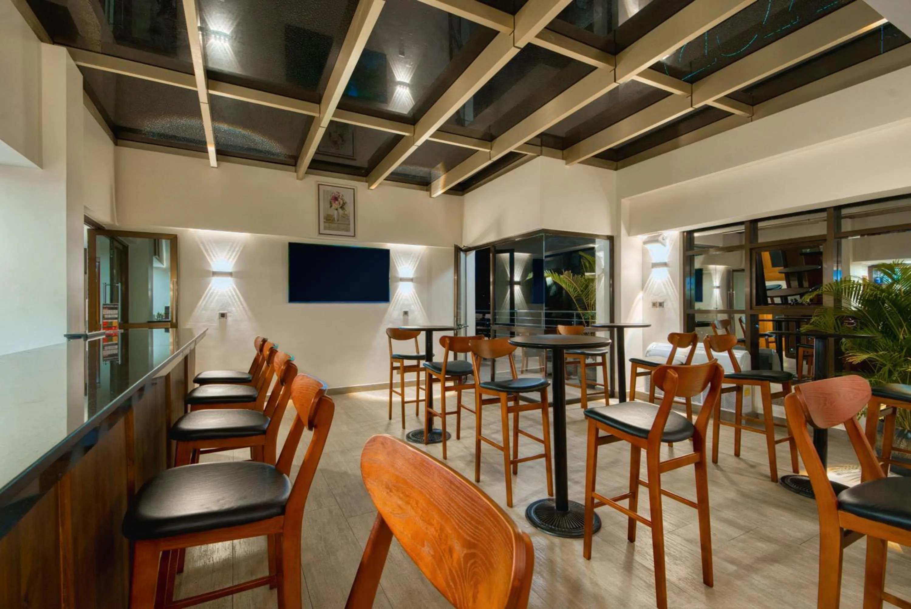 Lounge or bar in Kibo Palace Hotel Moshi
