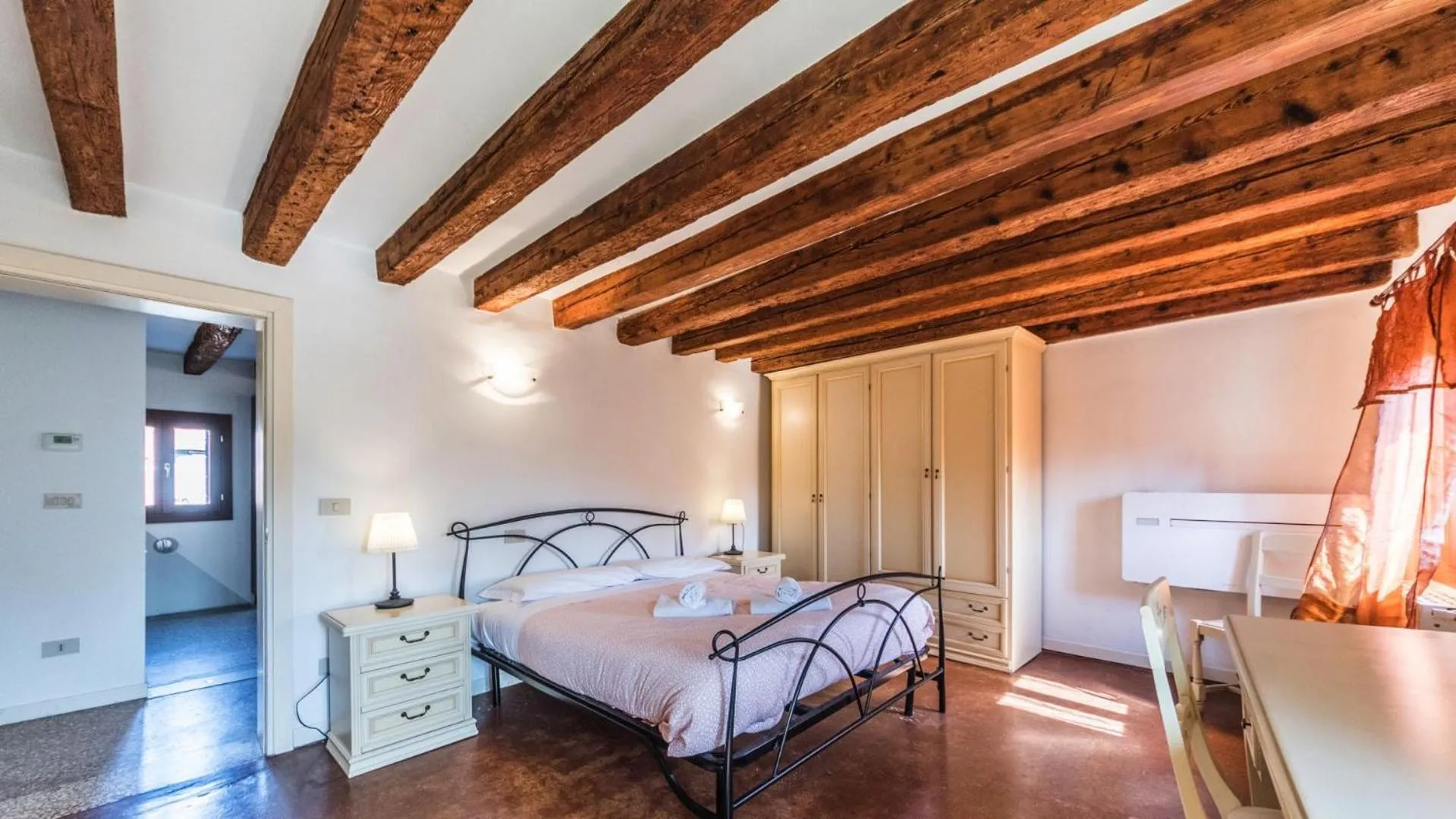 Bedroom, Bed in Residenza Al Mercato Grand Canal