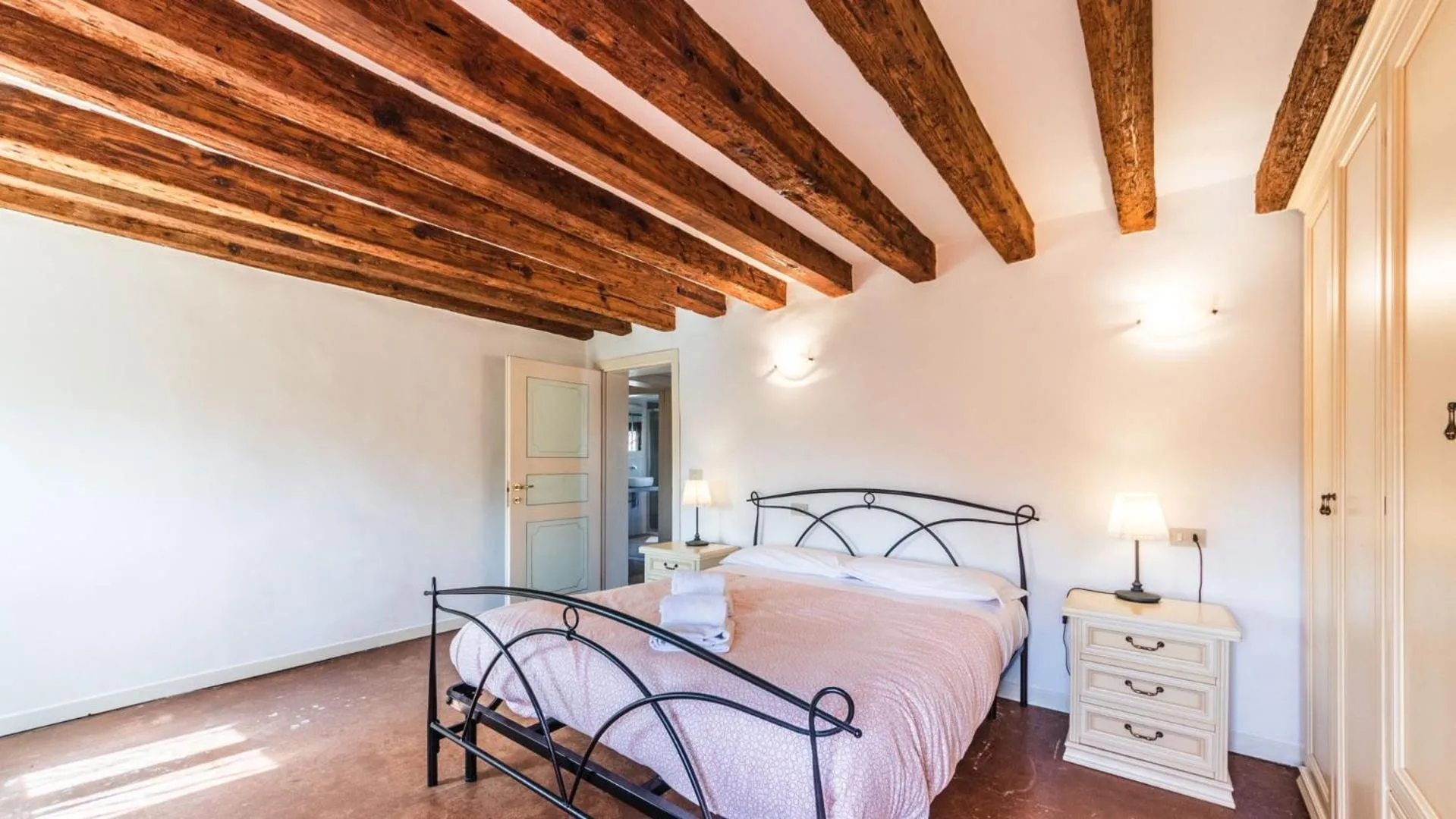 Bedroom, Bed in Residenza Al Mercato Grand Canal