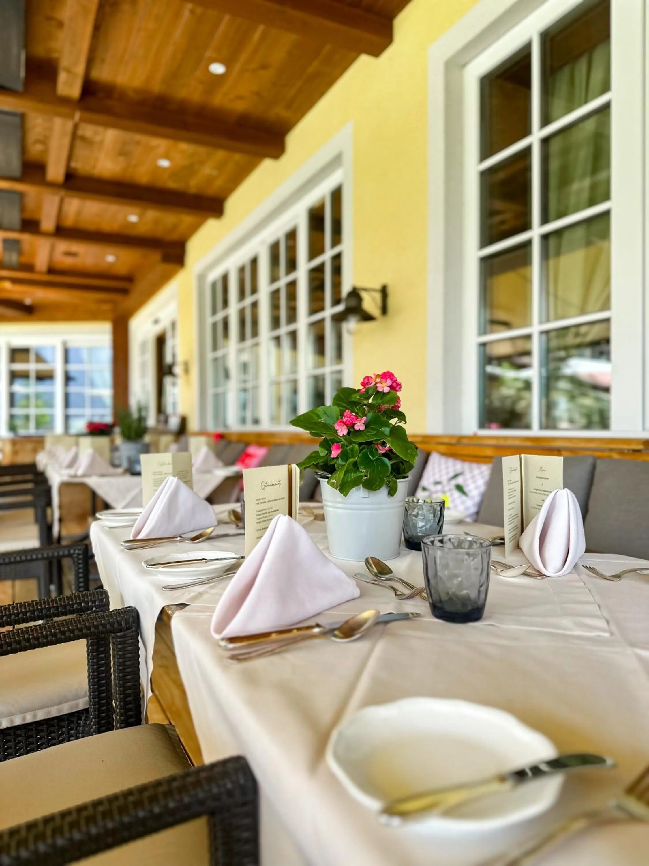 Restaurant/places to eat in Hotel Post Lermoos superior