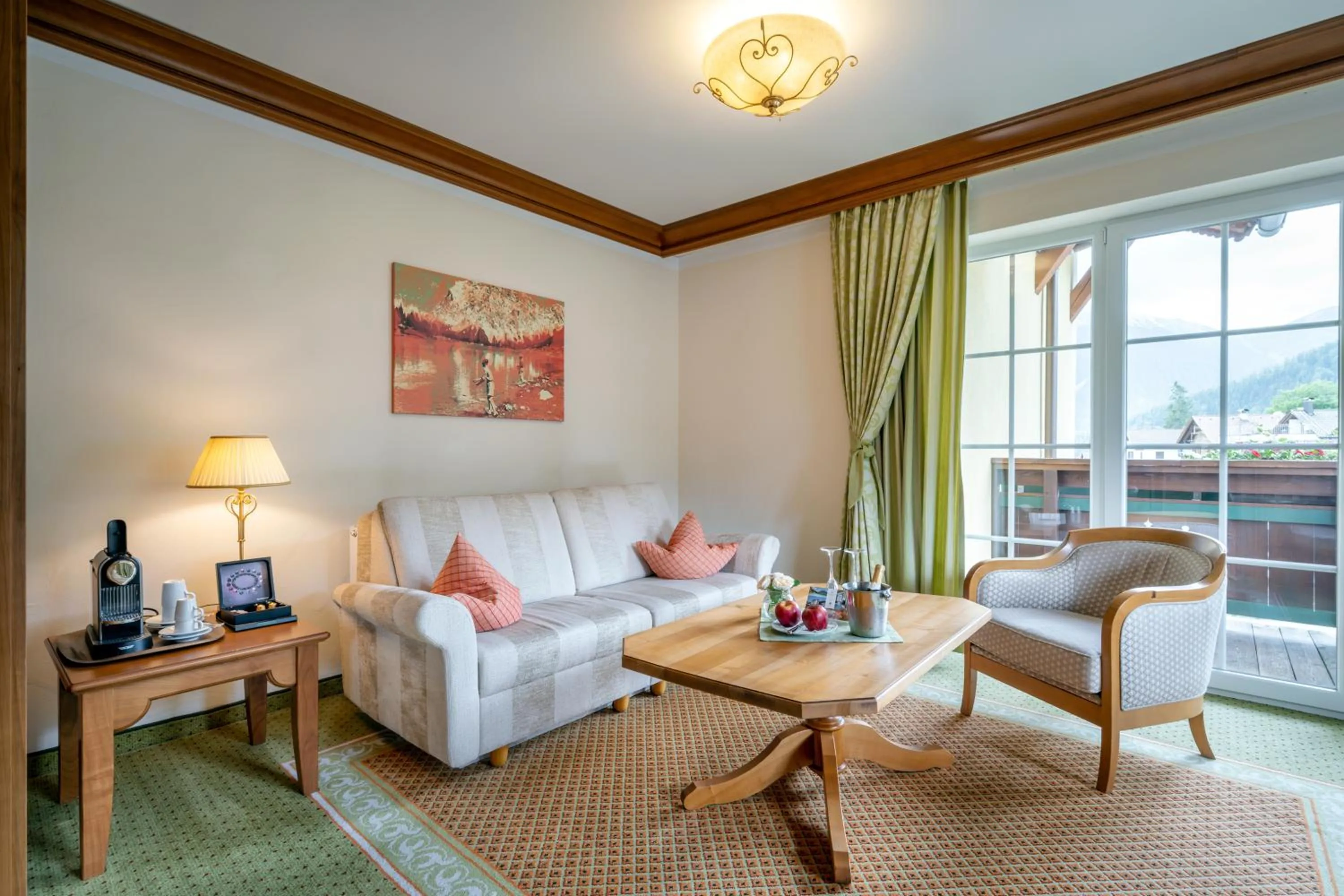 Living room in Hotel Post Lermoos