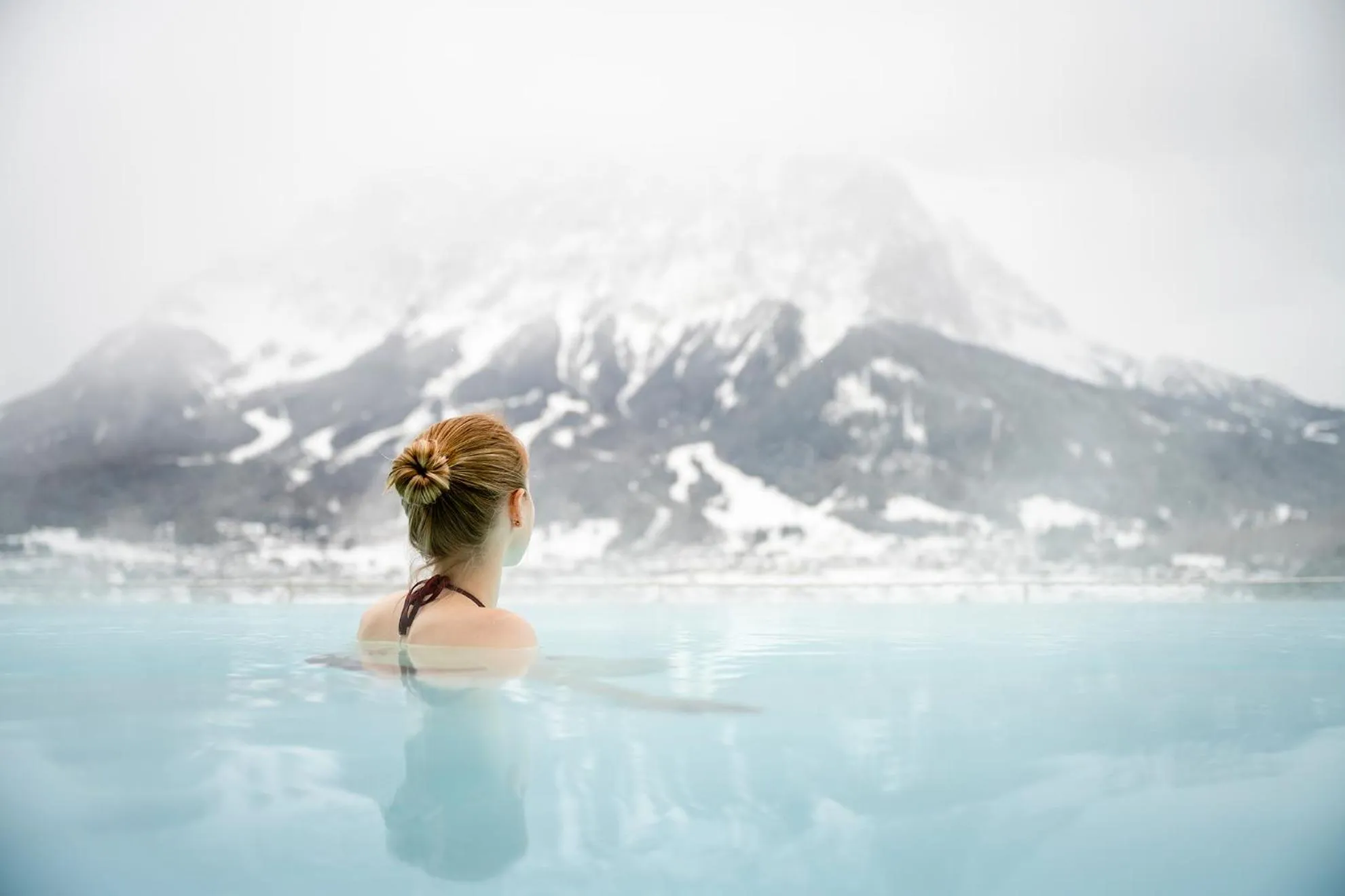 Swimming pool in Hotel Post Lermoos