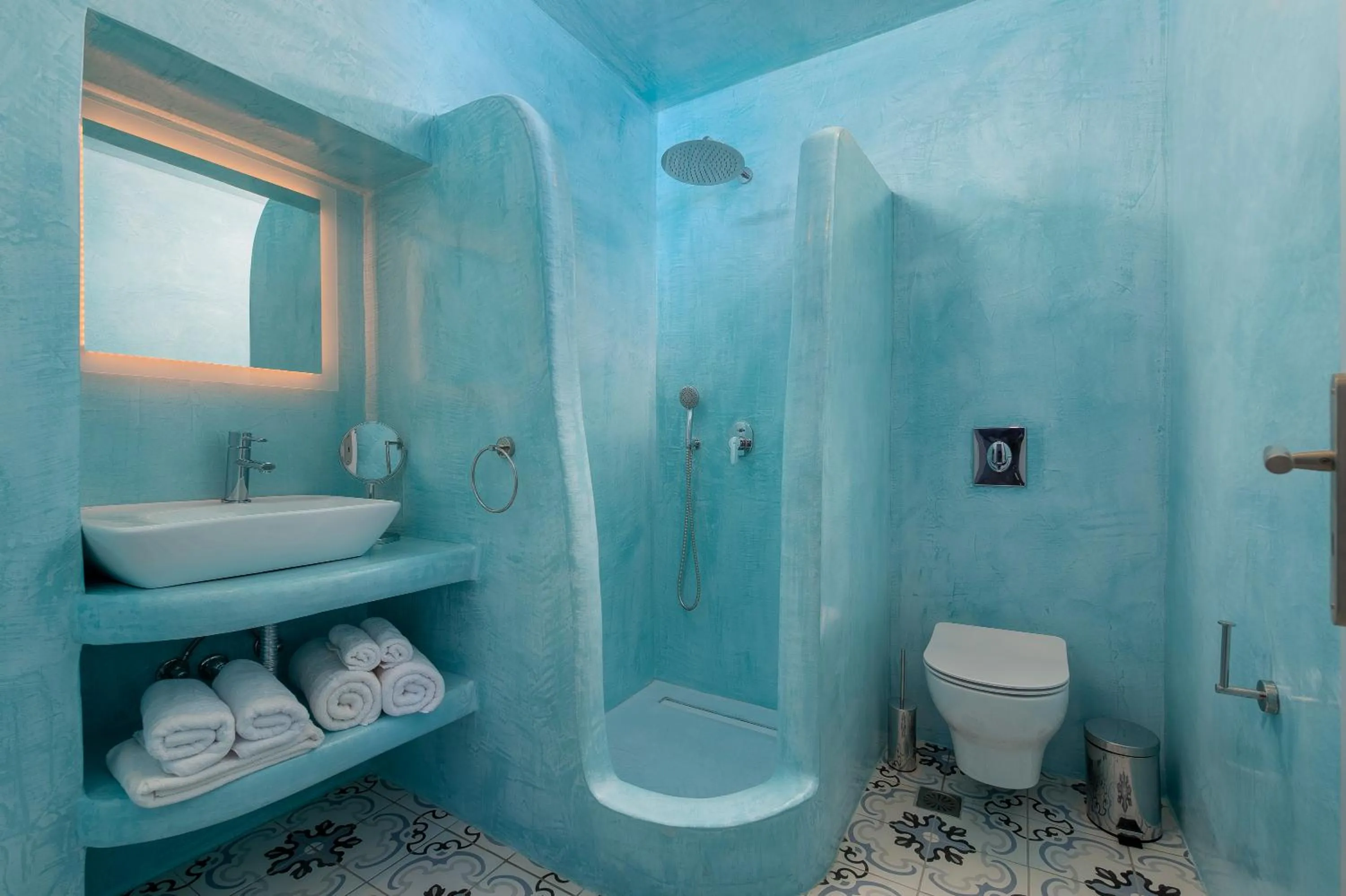 Bathroom in Sole d'oro Luxury Suites