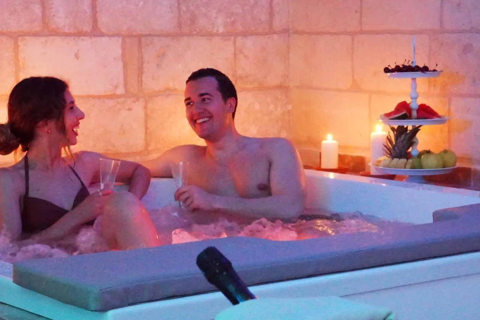 Hot Tub in B&B Giardino delle Delizie