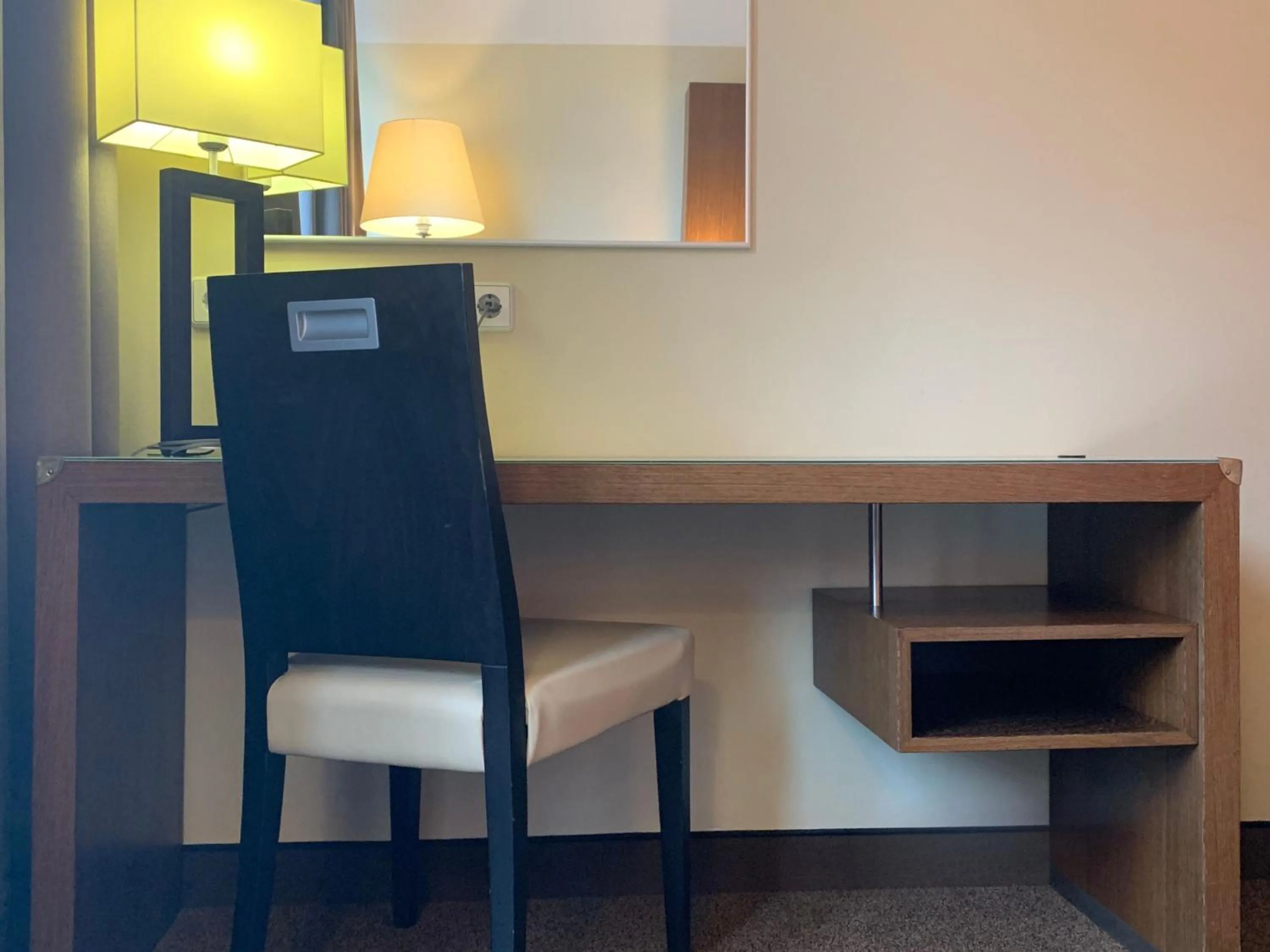 Bedroom in Holiday Inn - Salzburg City by IHG