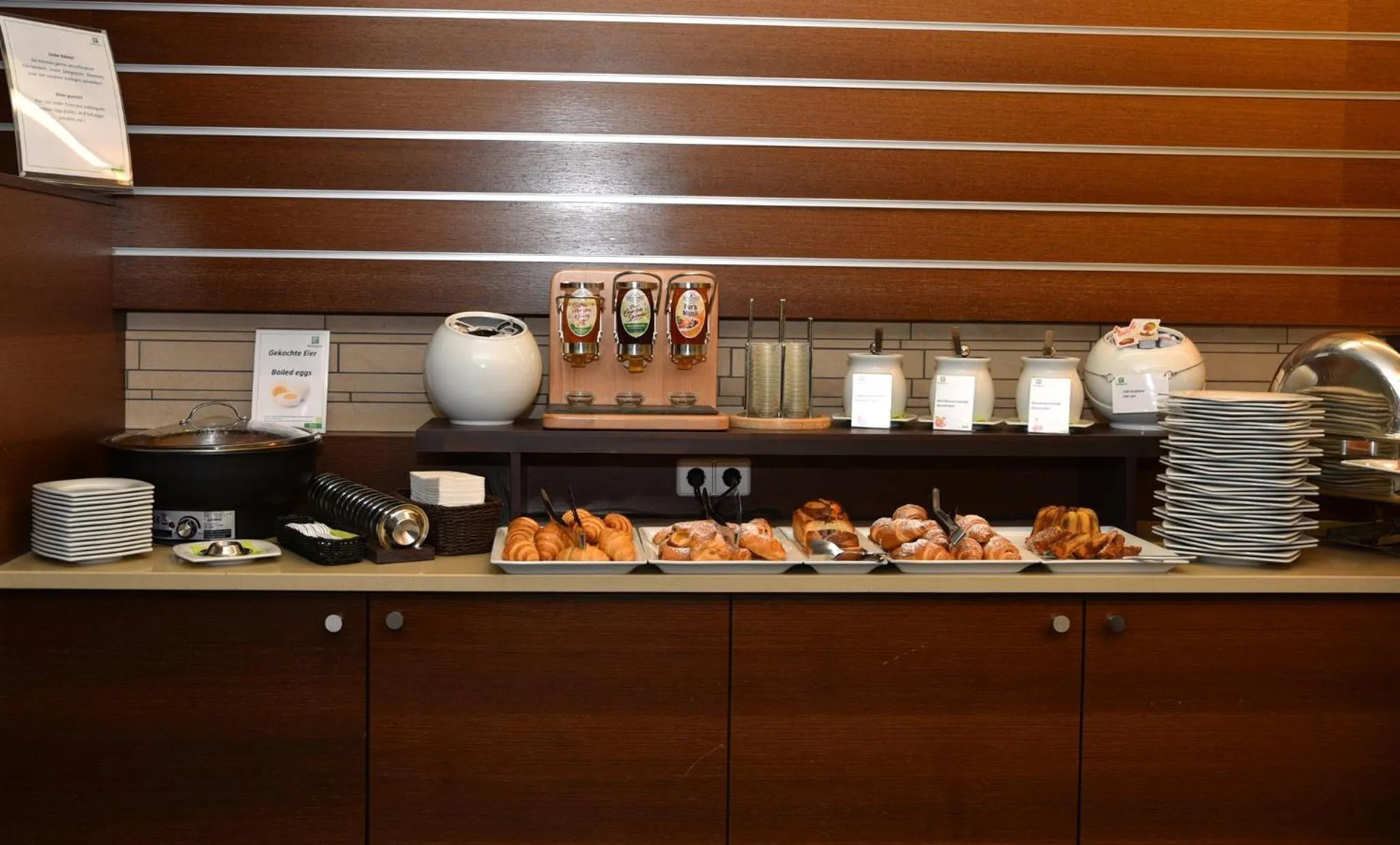 Breakfast in Holiday Inn - Salzburg City by IHG