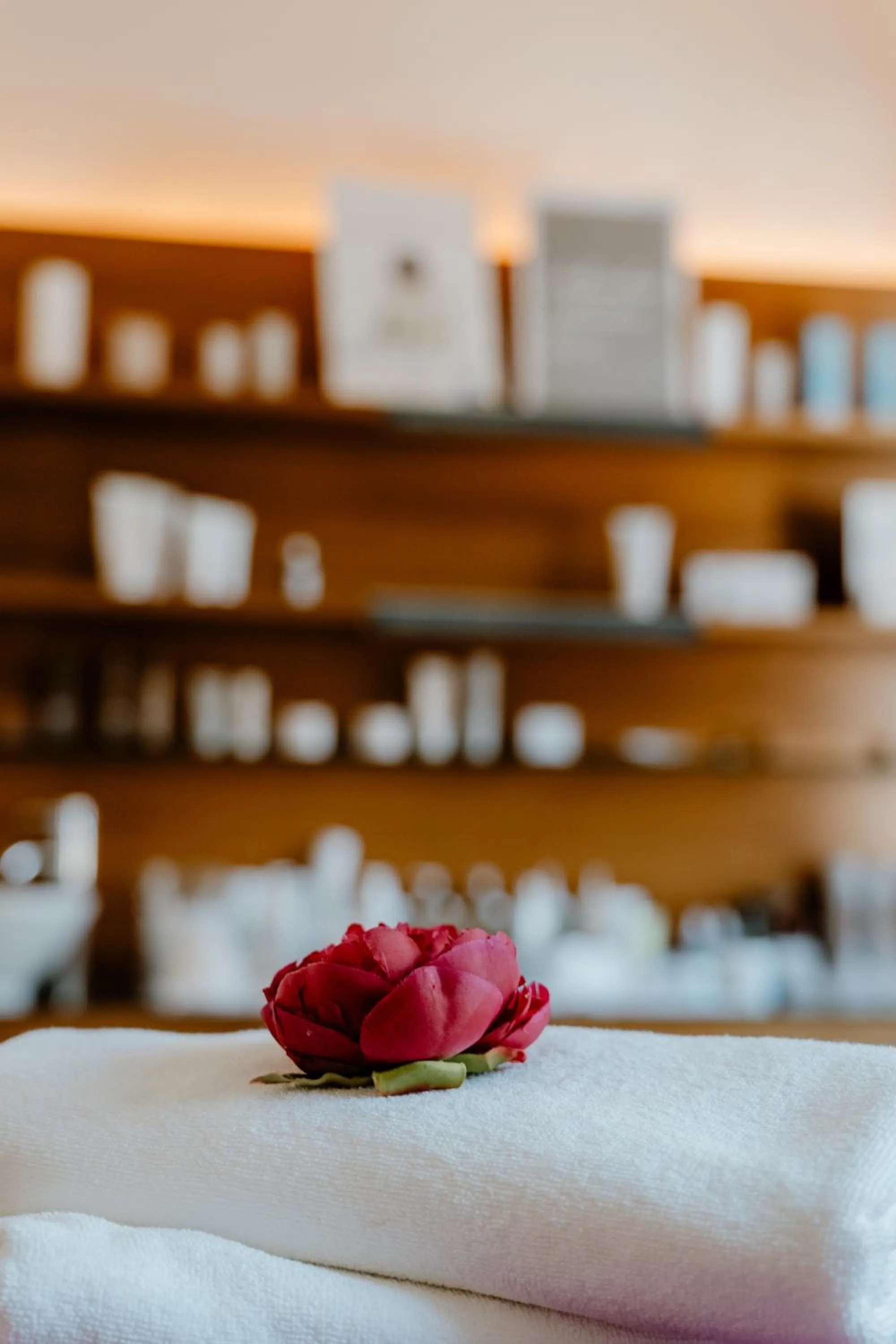 Spa and wellness centre/facilities, Bed in Romantik Hotel Im Weissen Rössl am Wolfgangsee