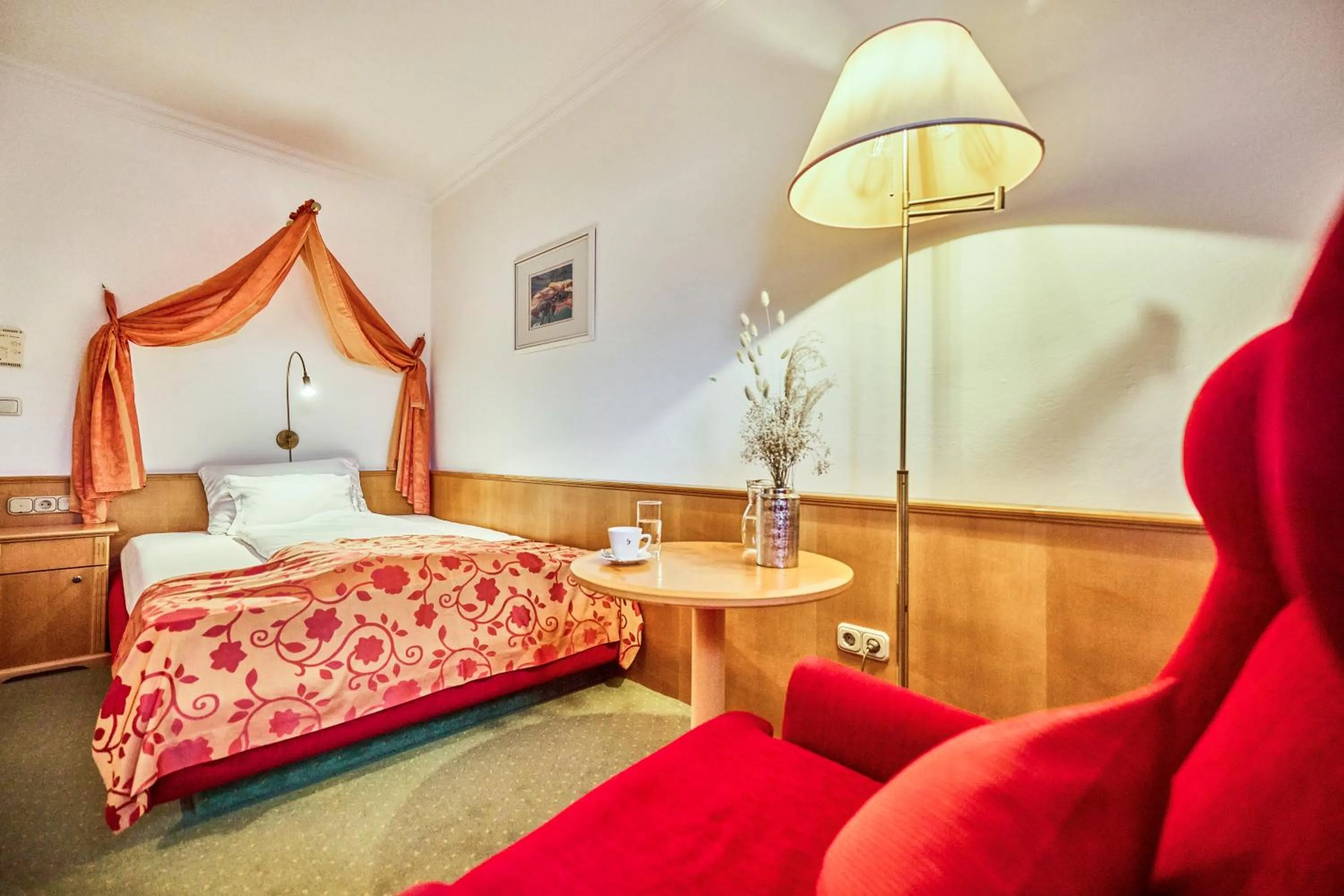 Photo of the whole room, Bed in Romantik Hotel Im Weissen Rössl am Wolfgangsee