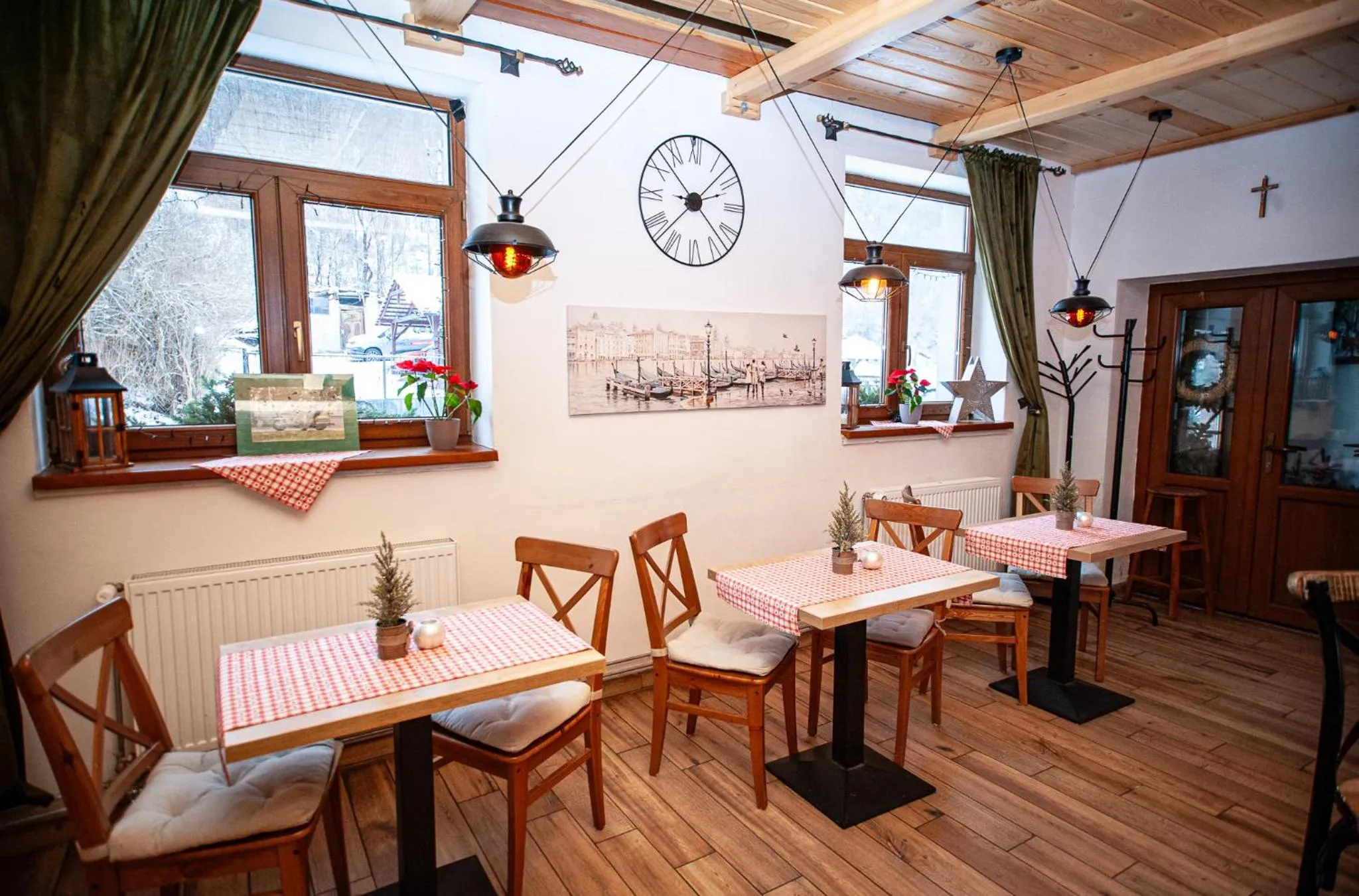 Hostinec pod úbočou