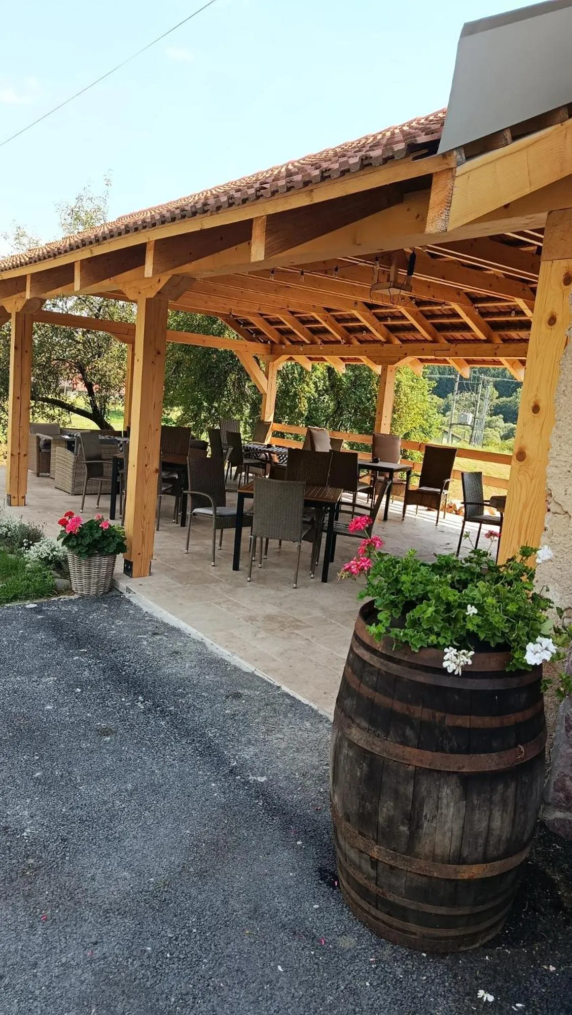 Hostinec pod úbočou