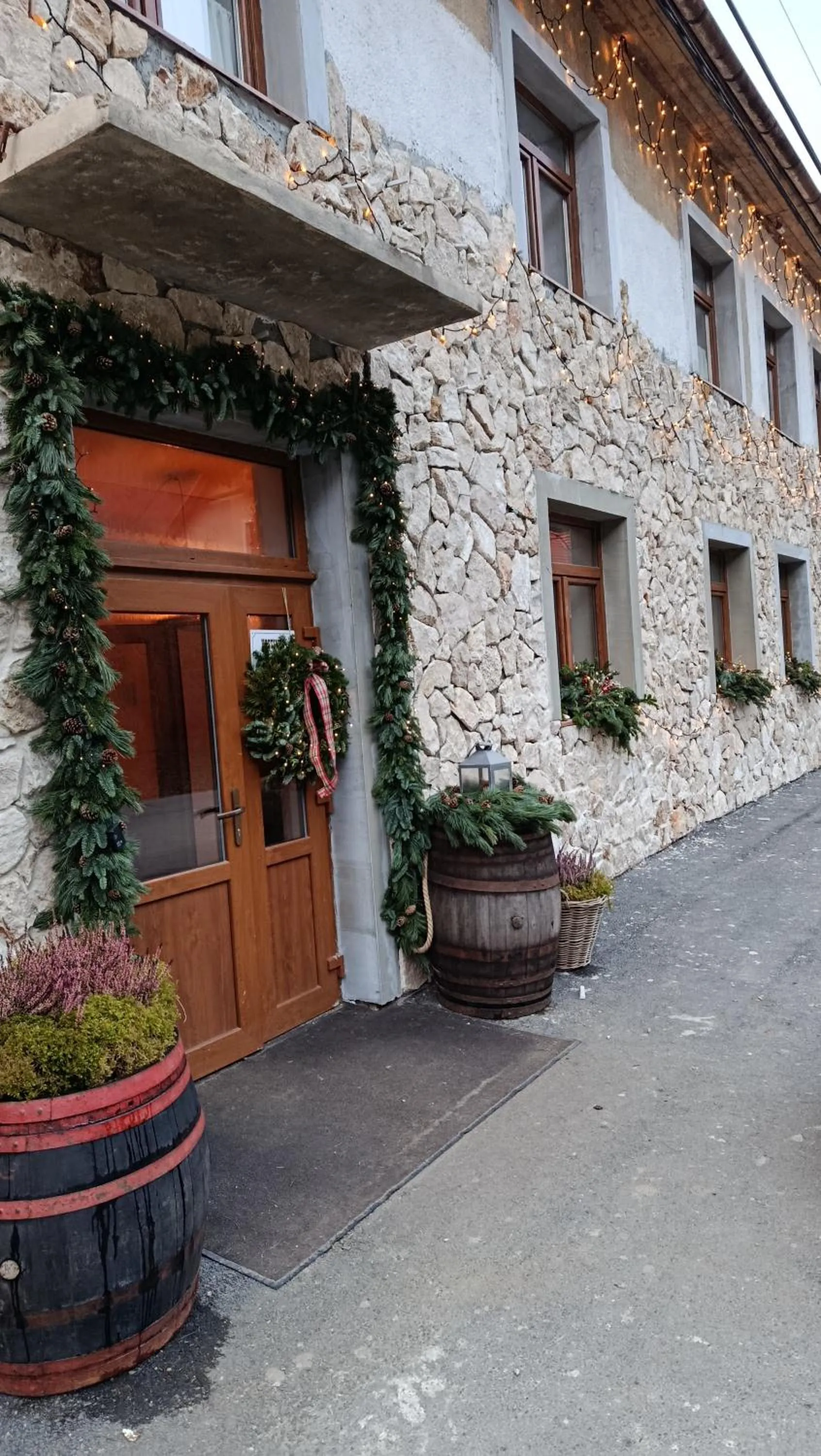 Hostinec pod úbočou