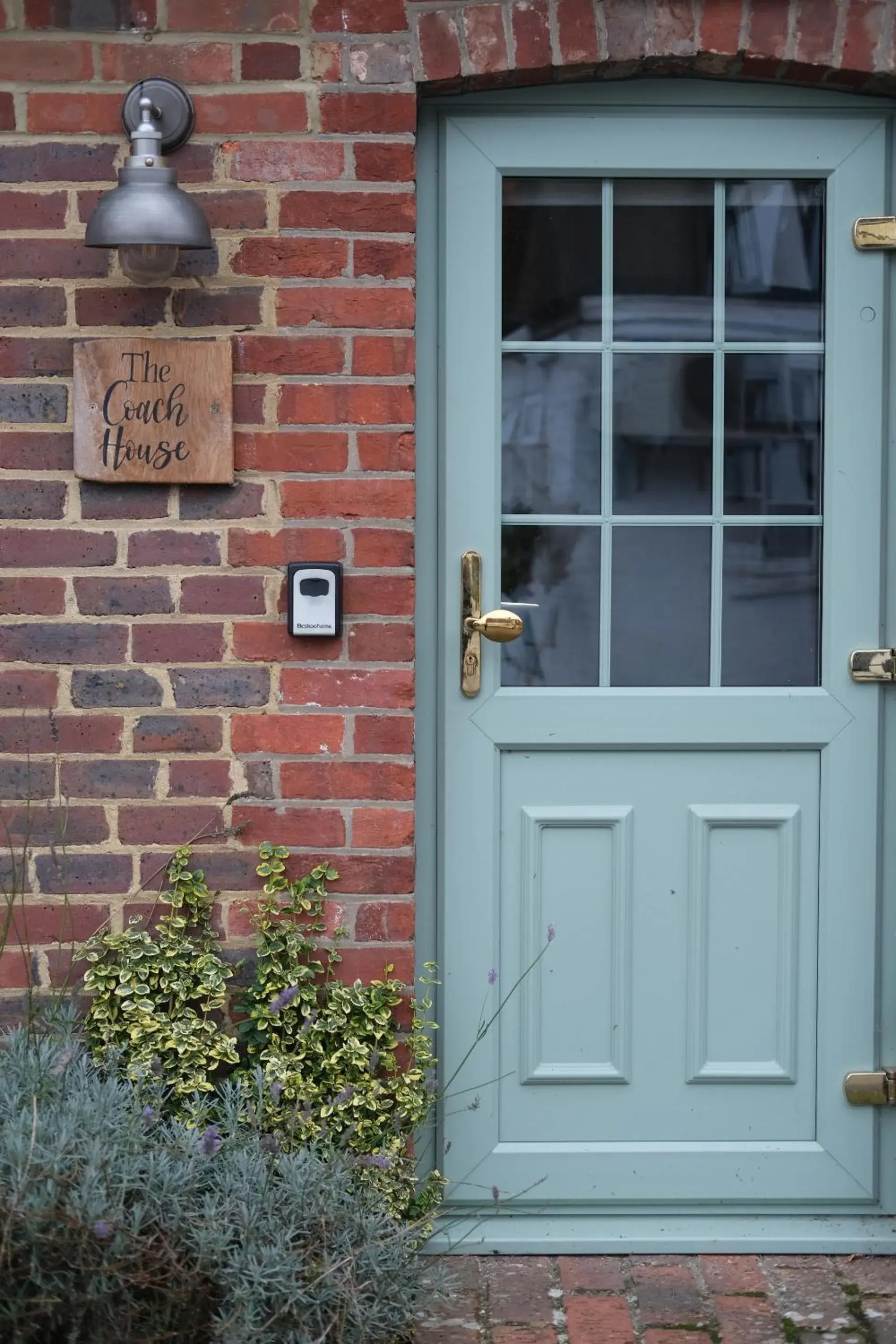 One-Bedroom House in The Crown Inn Dial Post One-Bedroom House in The Crown Inn Dial Post