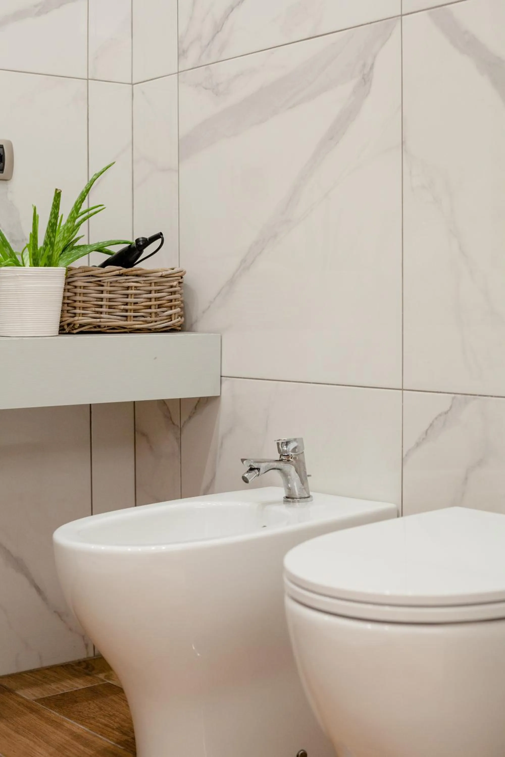 Bathroom in Pompei Plaza