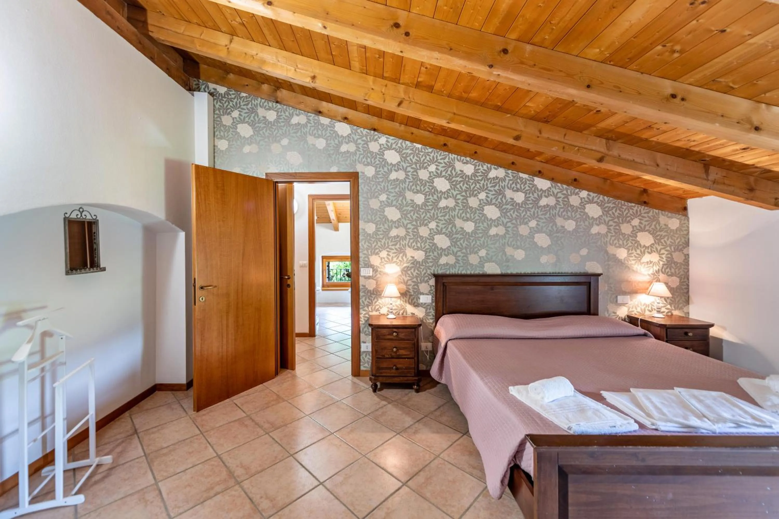 Bedroom, Bed in AGRITURISMO COLOMBARE TEBOI