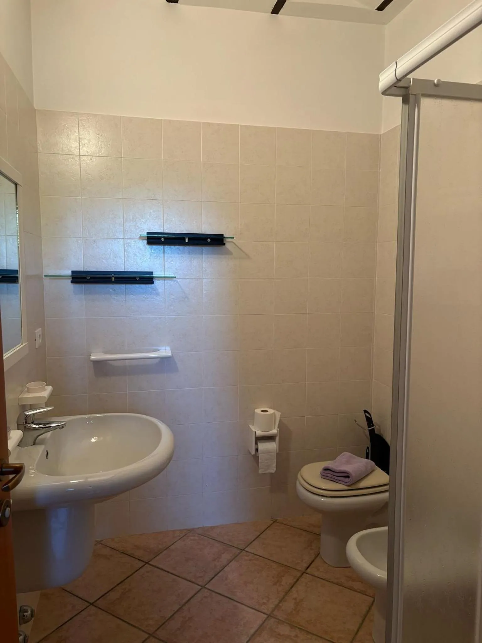 Bathroom in AGRITURISMO COLOMBARE TEBOI