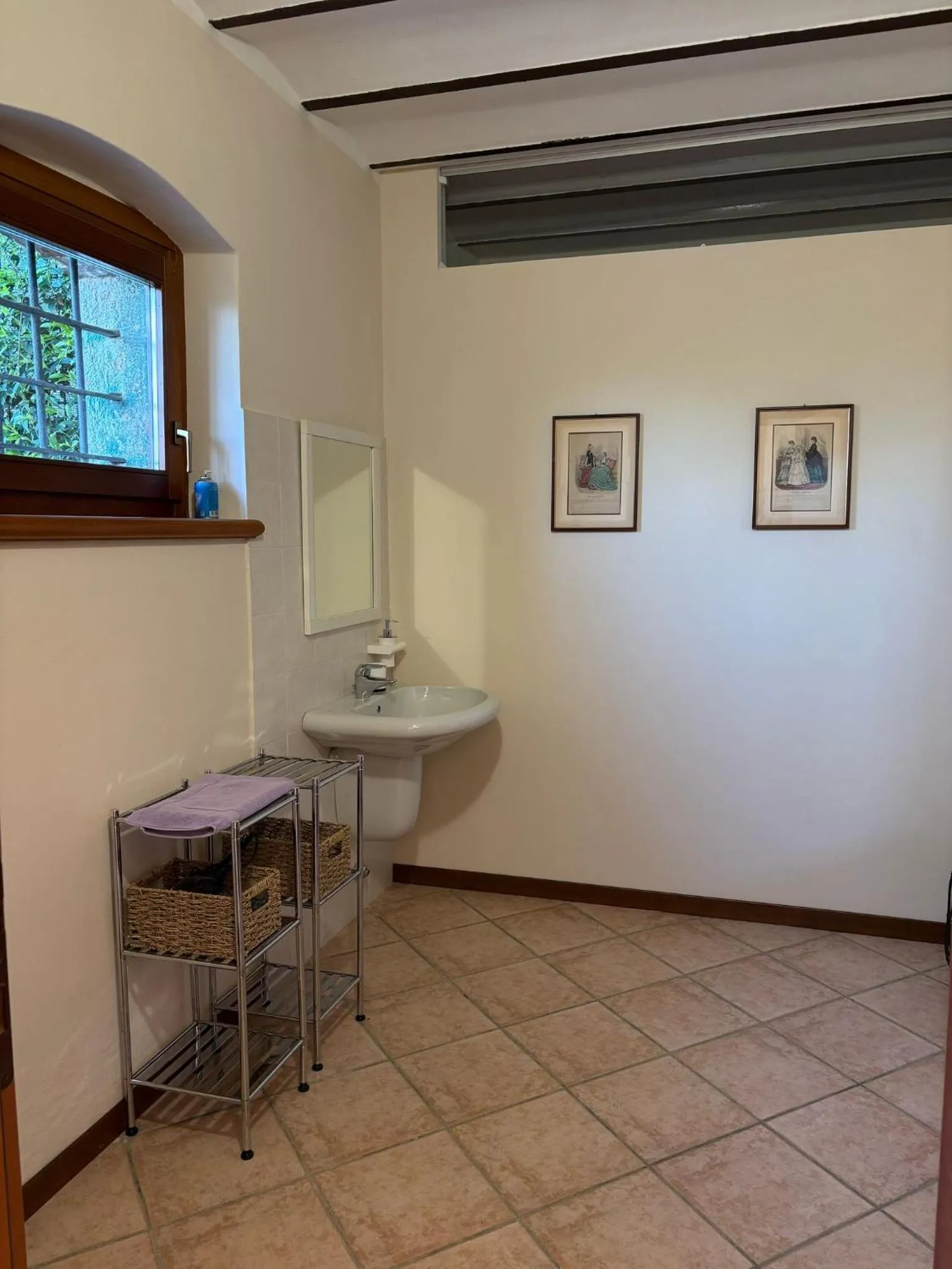 Bathroom in AGRITURISMO COLOMBARE TEBOI