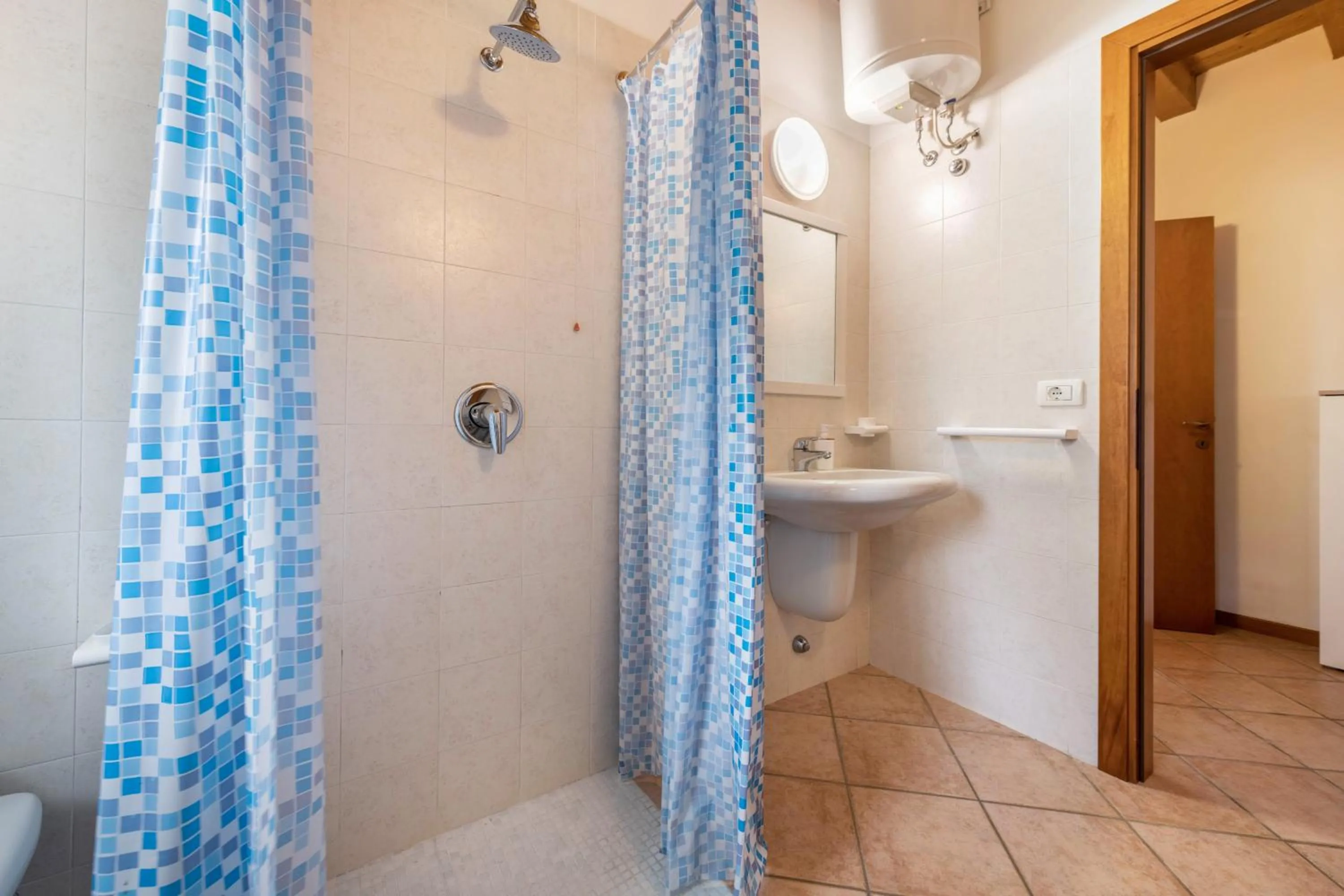Bathroom in AGRITURISMO COLOMBARE TEBOI