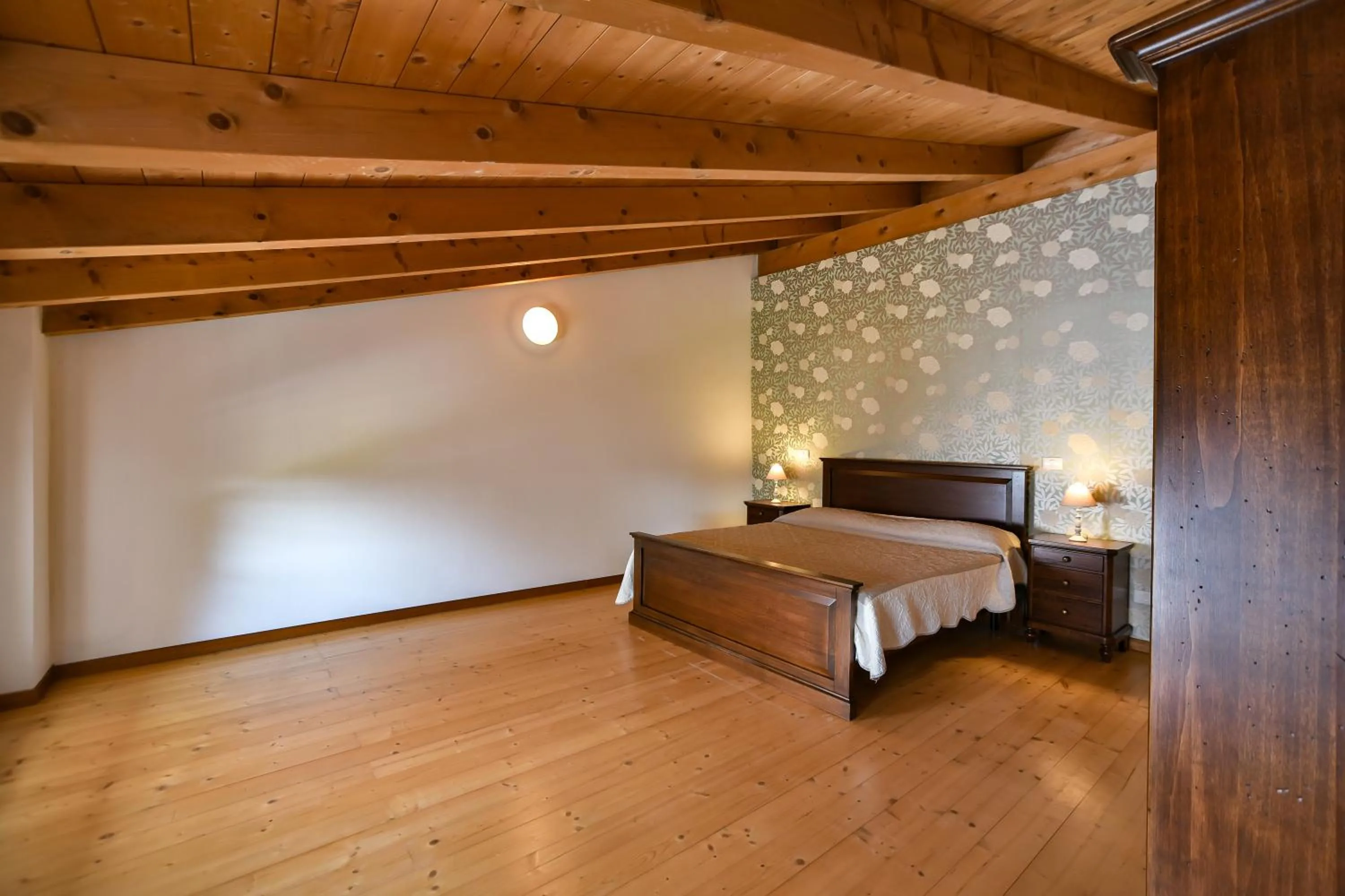 Bedroom, Bed in AGRITURISMO COLOMBARE TEBOI