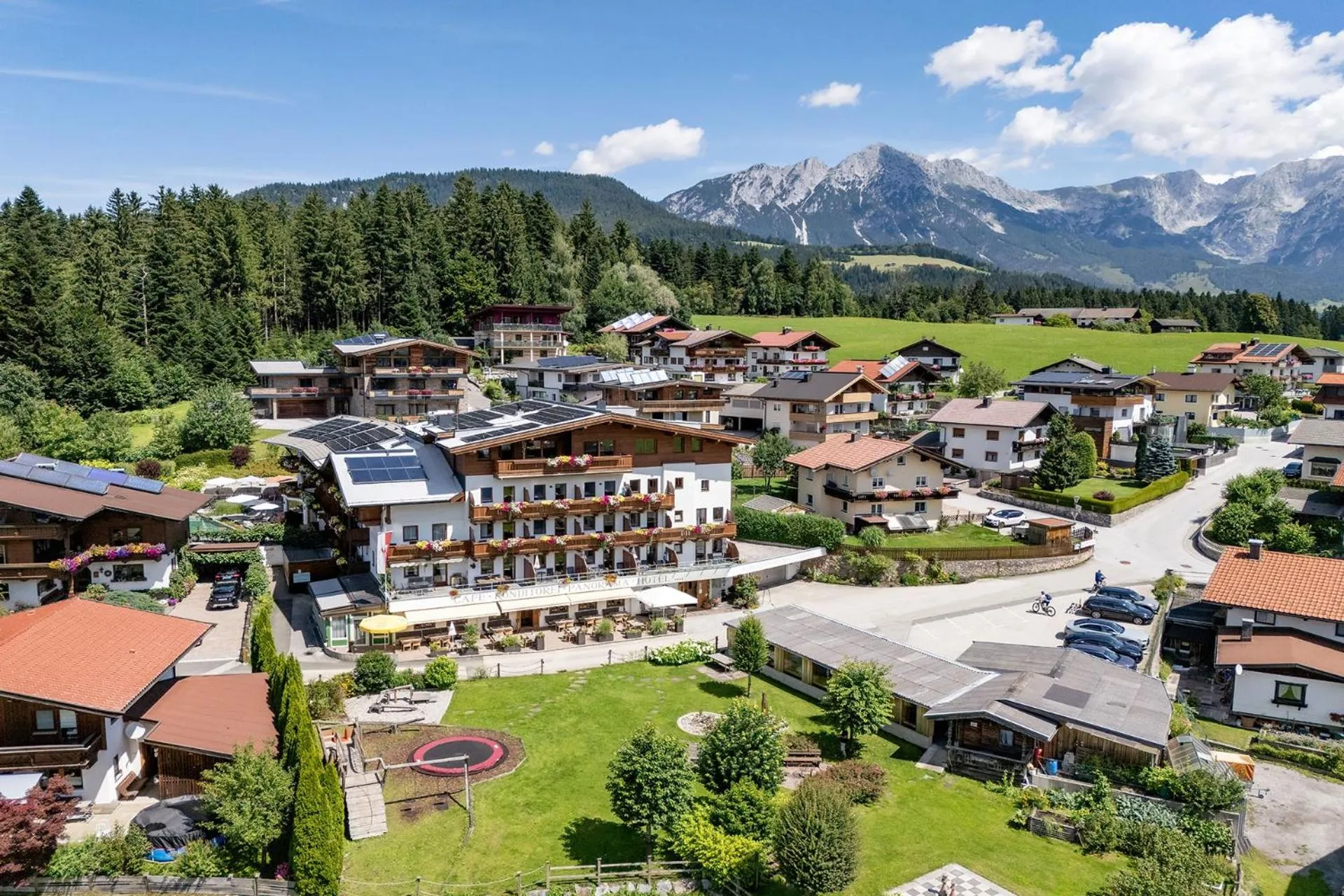 Property building in Hotel Alpenpanorama