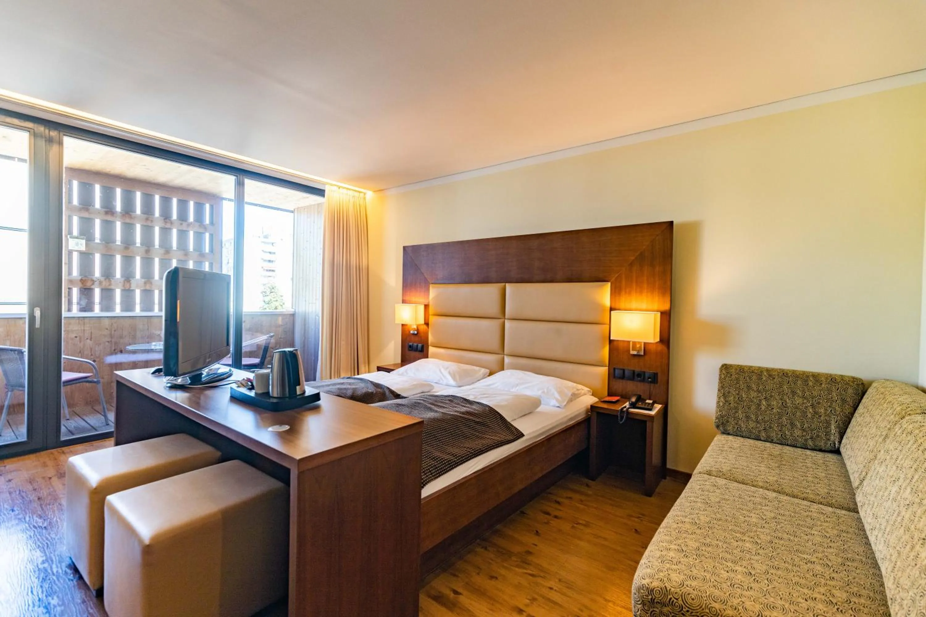 Photo of the whole room, Bed in Sonne 1806 - Hotel am Campus Dornbirn