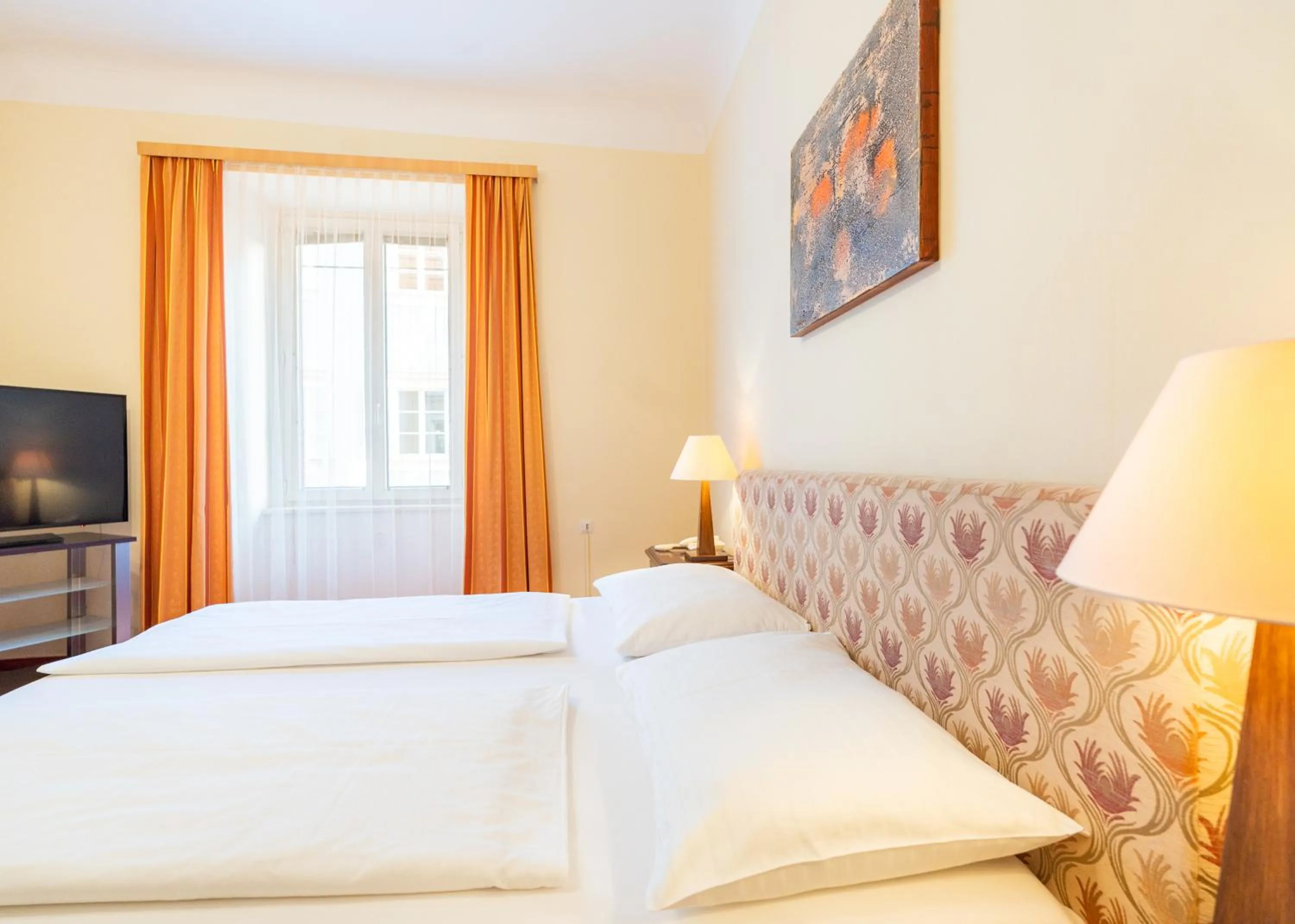 Photo of the whole room, Bed in Hotel Mariahilf