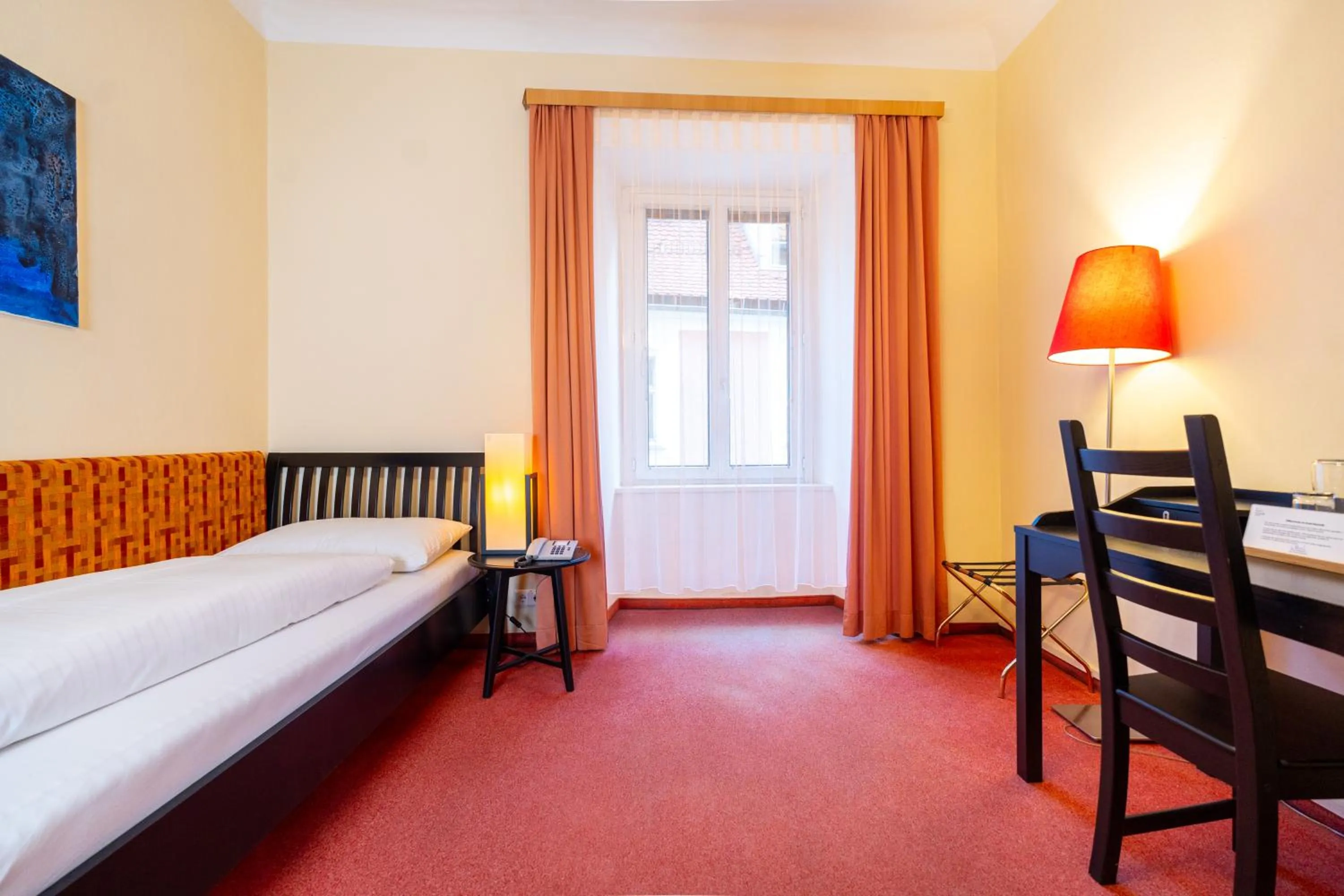 Photo of the whole room, Bed in Hotel Mariahilf