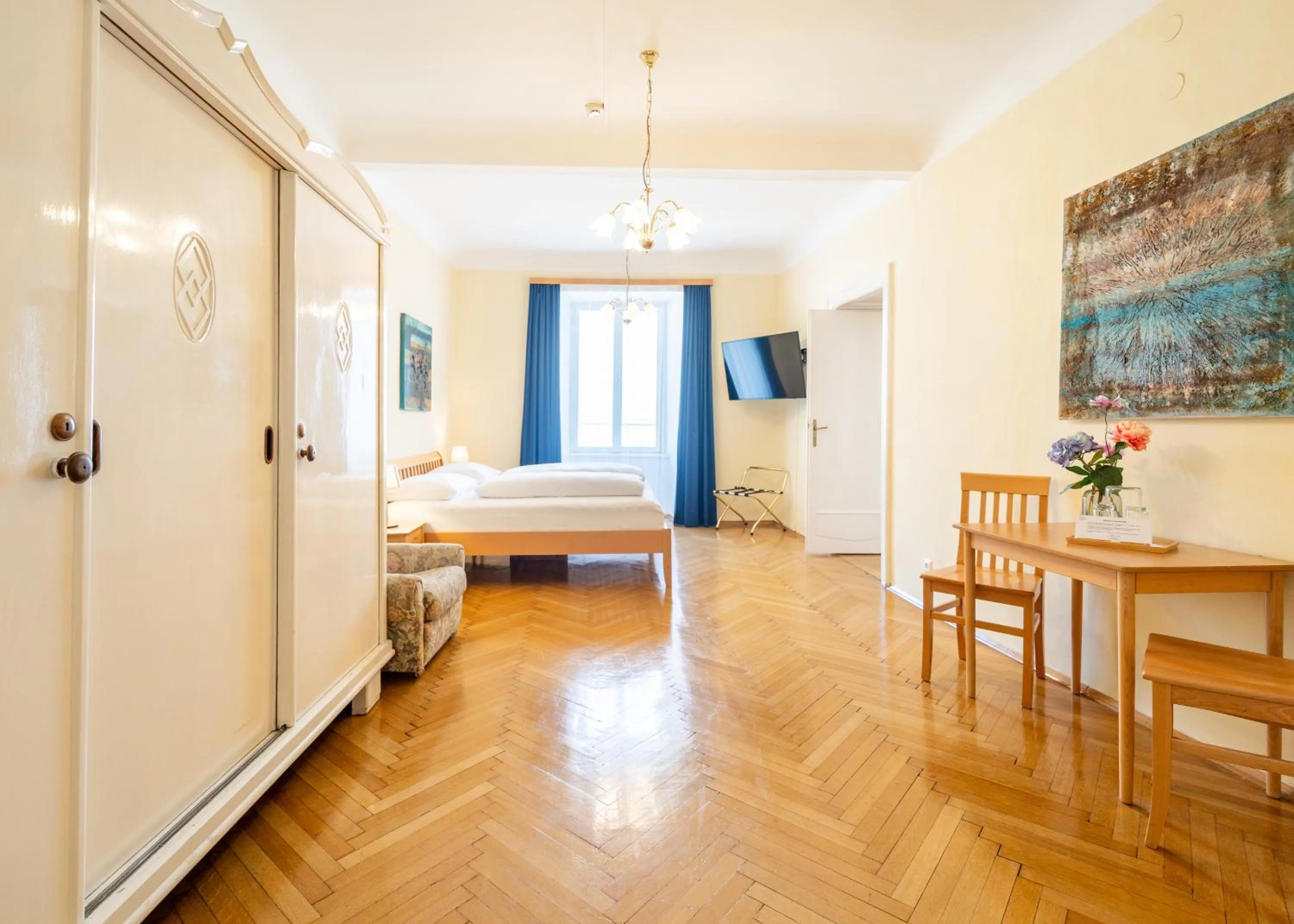 Bed in Hotel Mariahilf