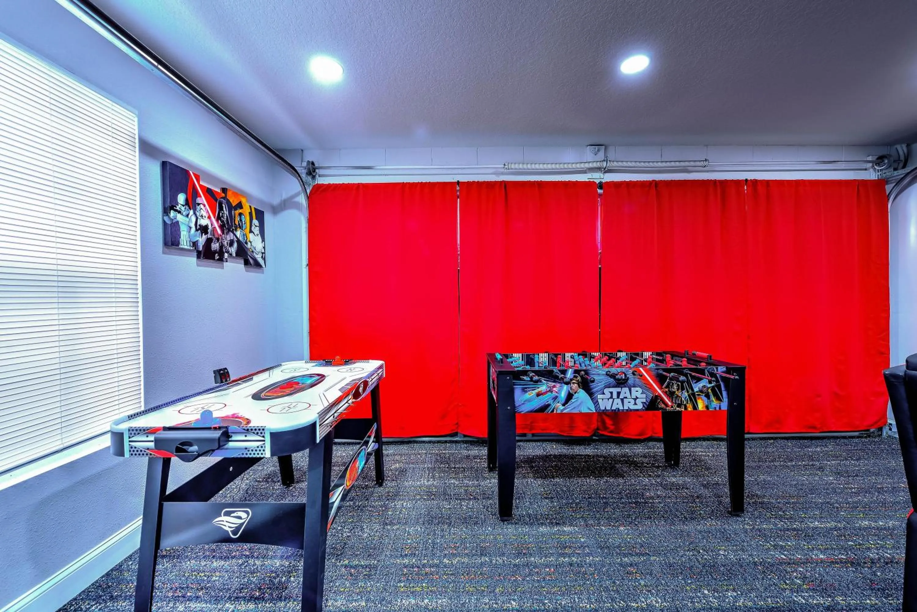 Property building in Private Pool, Game Room, Near Disney And Universal!!