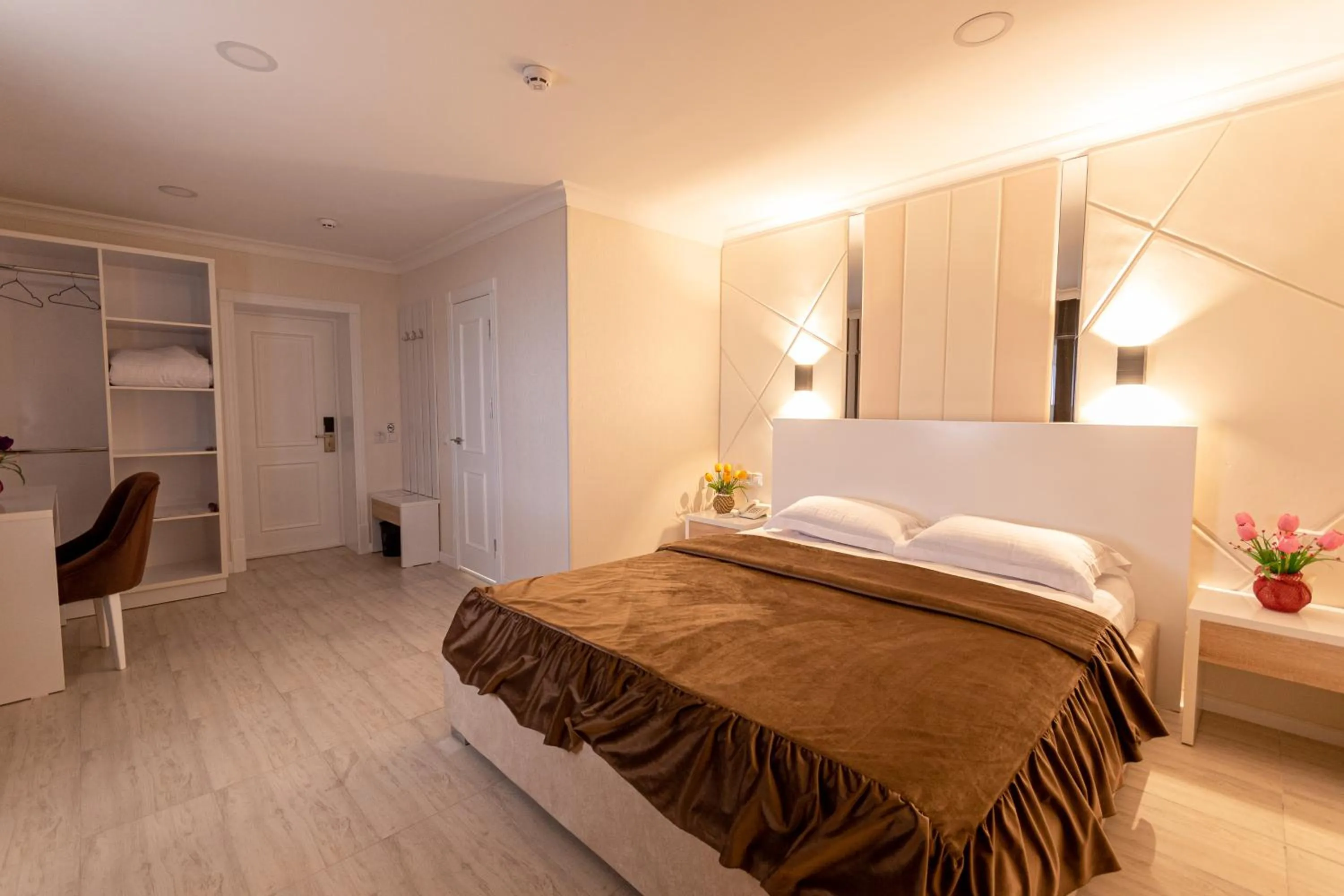 Bed in Tantana Hotel