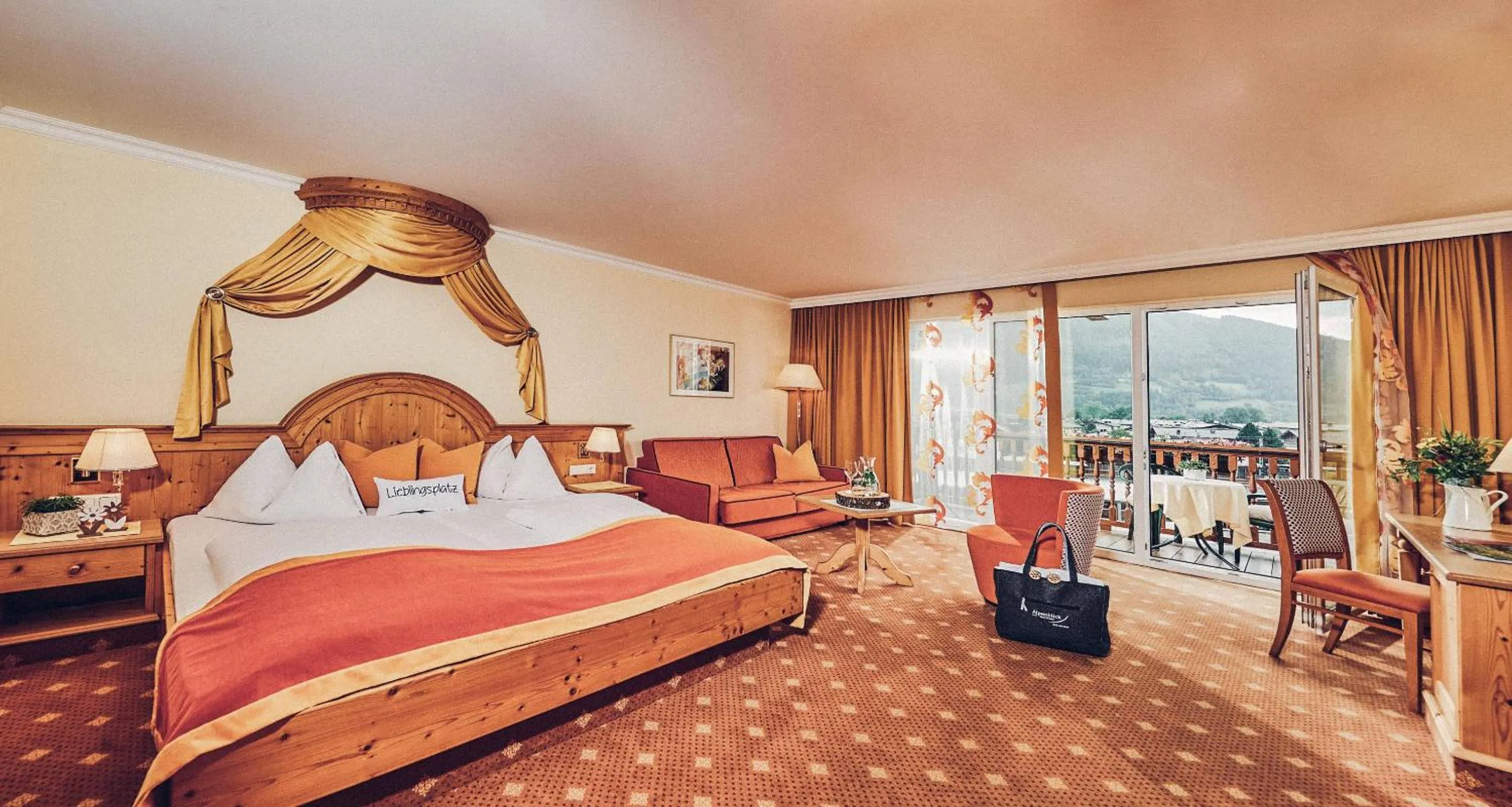 Photo of the whole room, Bed in Superior Sport und Familienresort Alpenblick