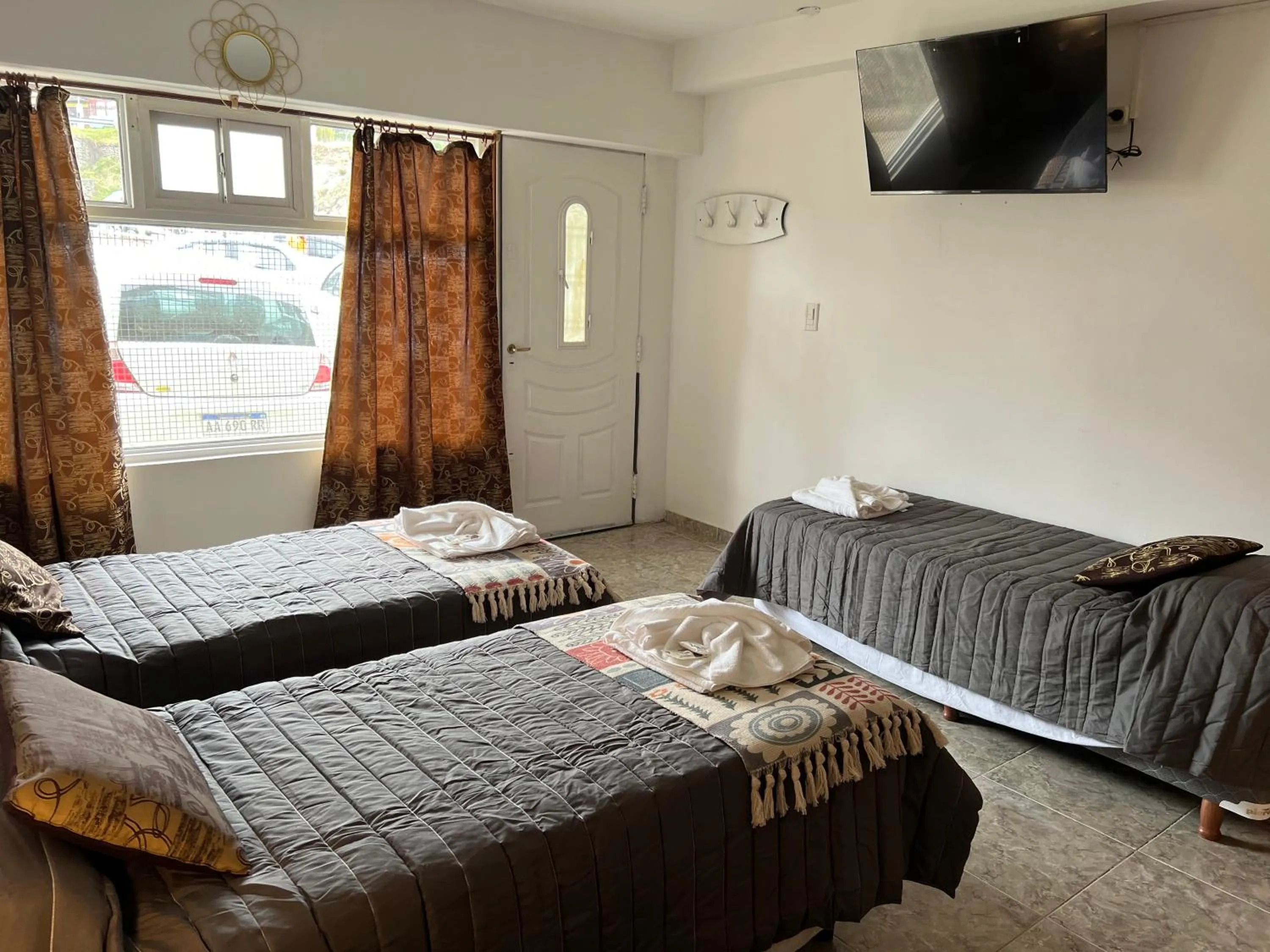 Photo of the whole room, Bed in MS Hotel Campos 26