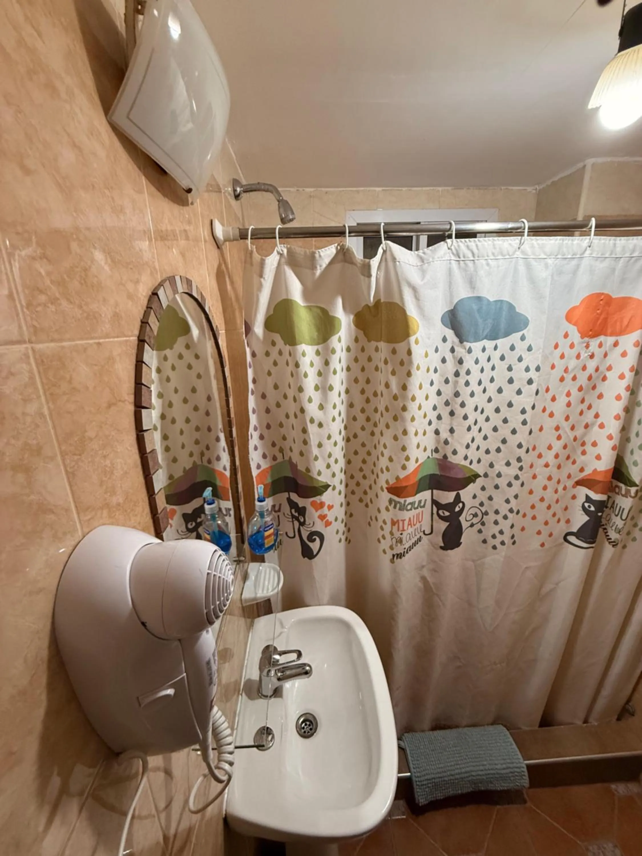 Bathroom in MS Hotel Campos 26