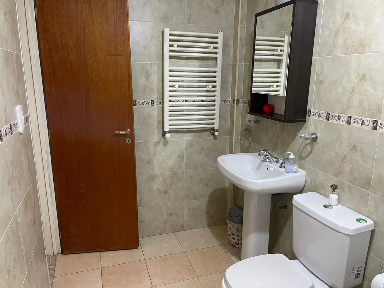 Toilet in MS Hotel Campos 26