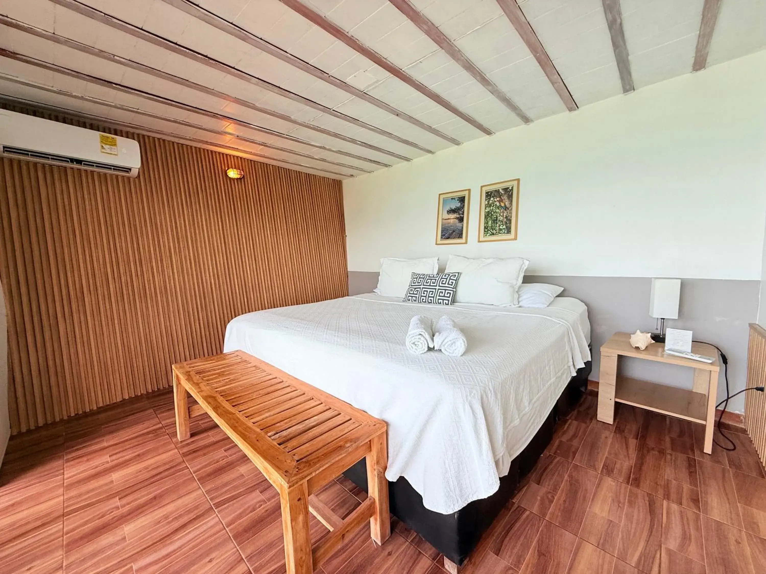 Deluxe King Suite in Rosario EcoHotel - Islas del Rosario Deluxe King Suite in Rosario EcoHotel - Islas del Rosario