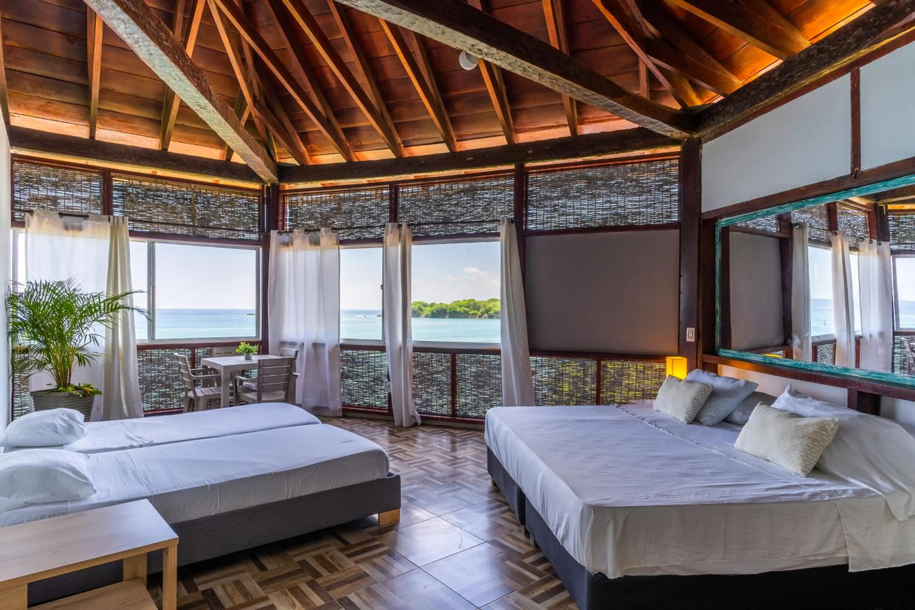 Bed in Rosario EcoHotel - Islas del Rosario