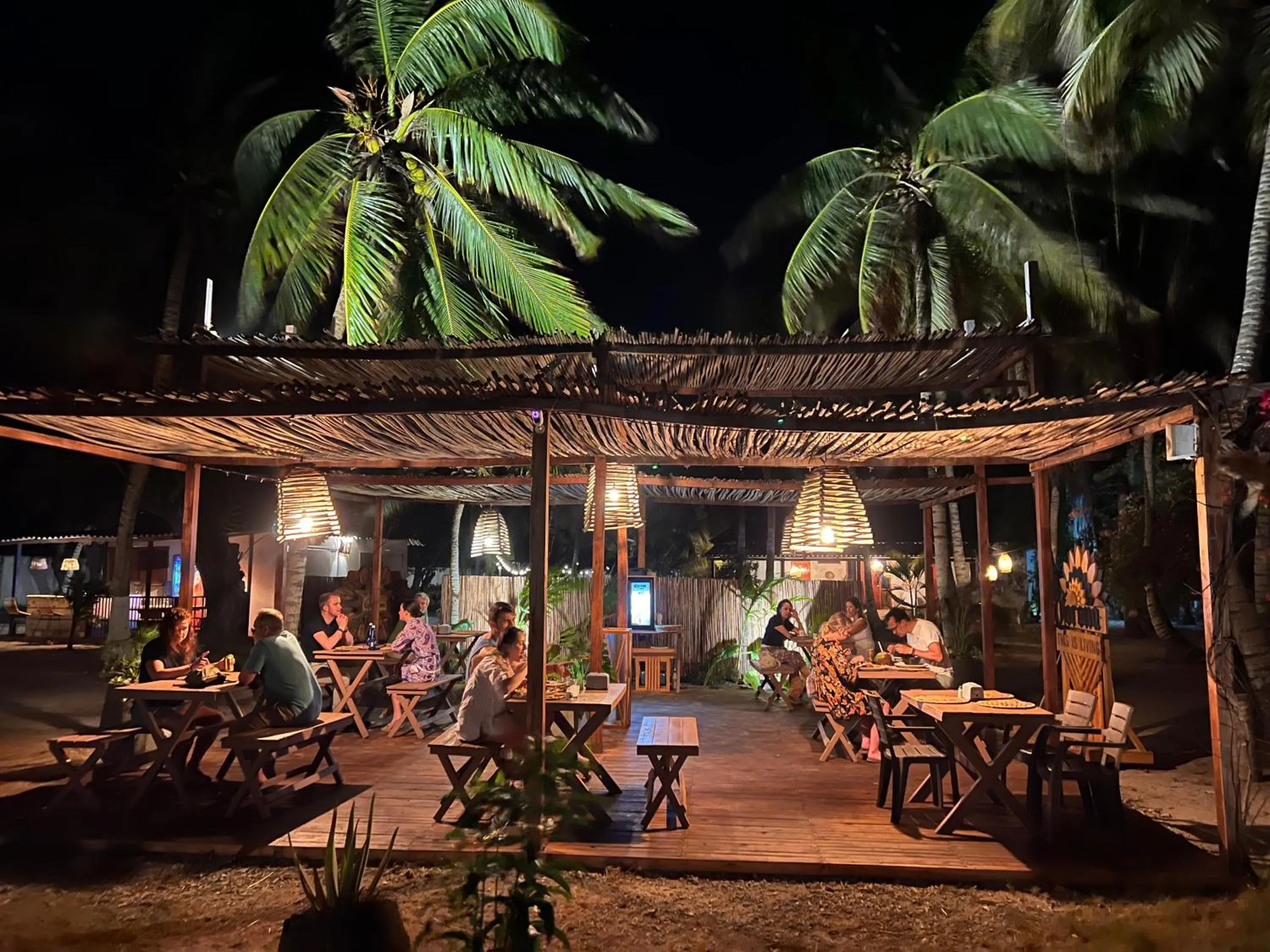 Restaurant/places to eat in Rosario EcoHotel - Islas del Rosario