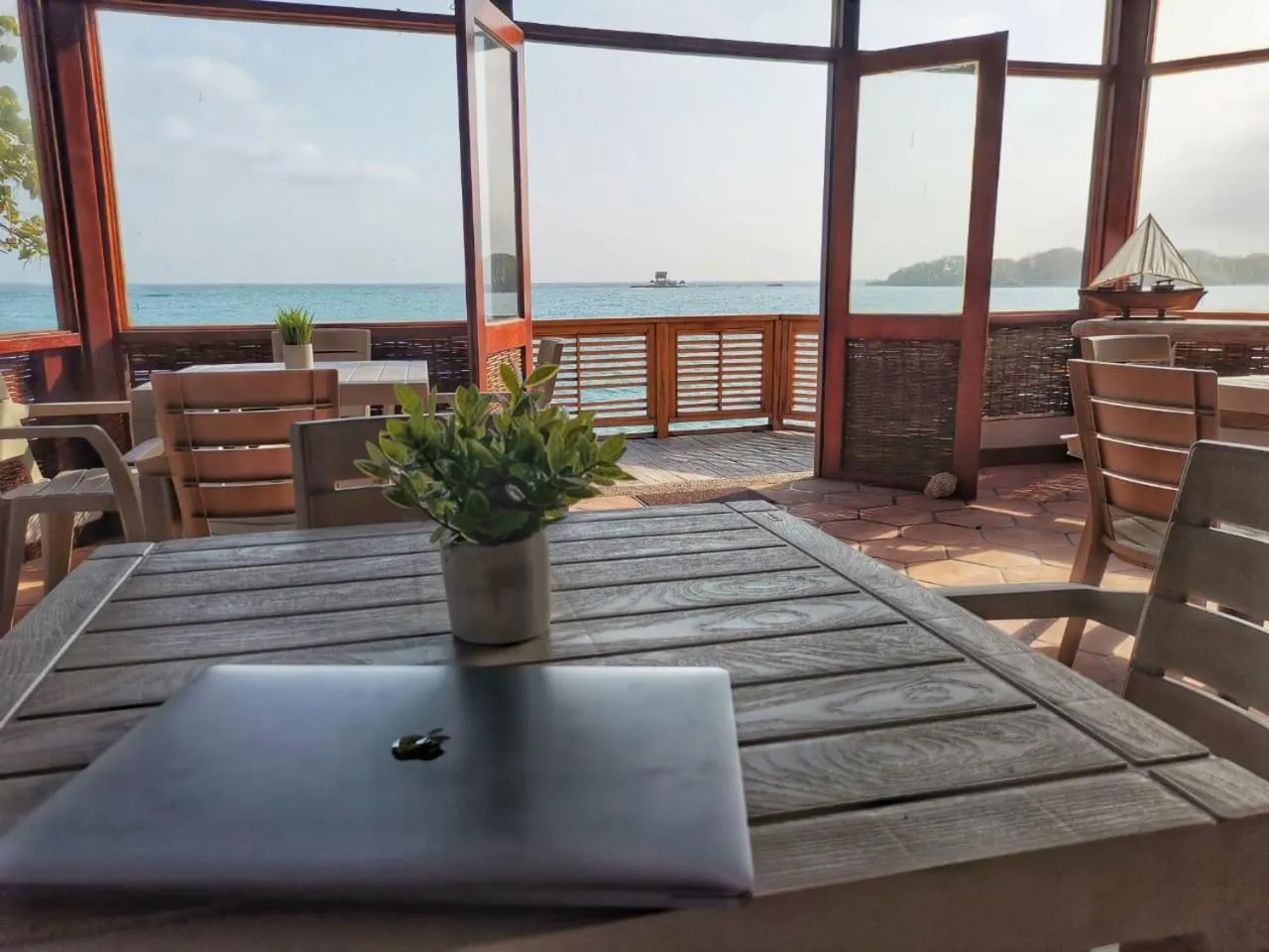 Balcony/Terrace in Rosario EcoHotel - Islas del Rosario