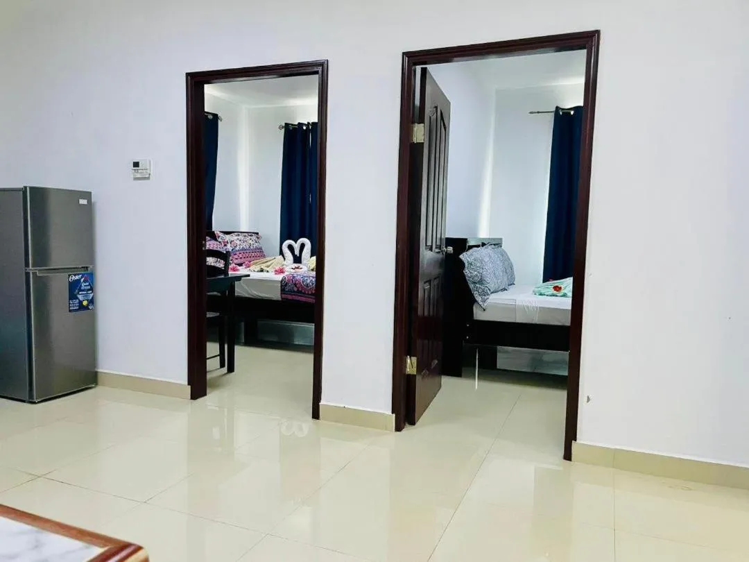 Hotel Coastalbay 2 & Golf Cart Rental