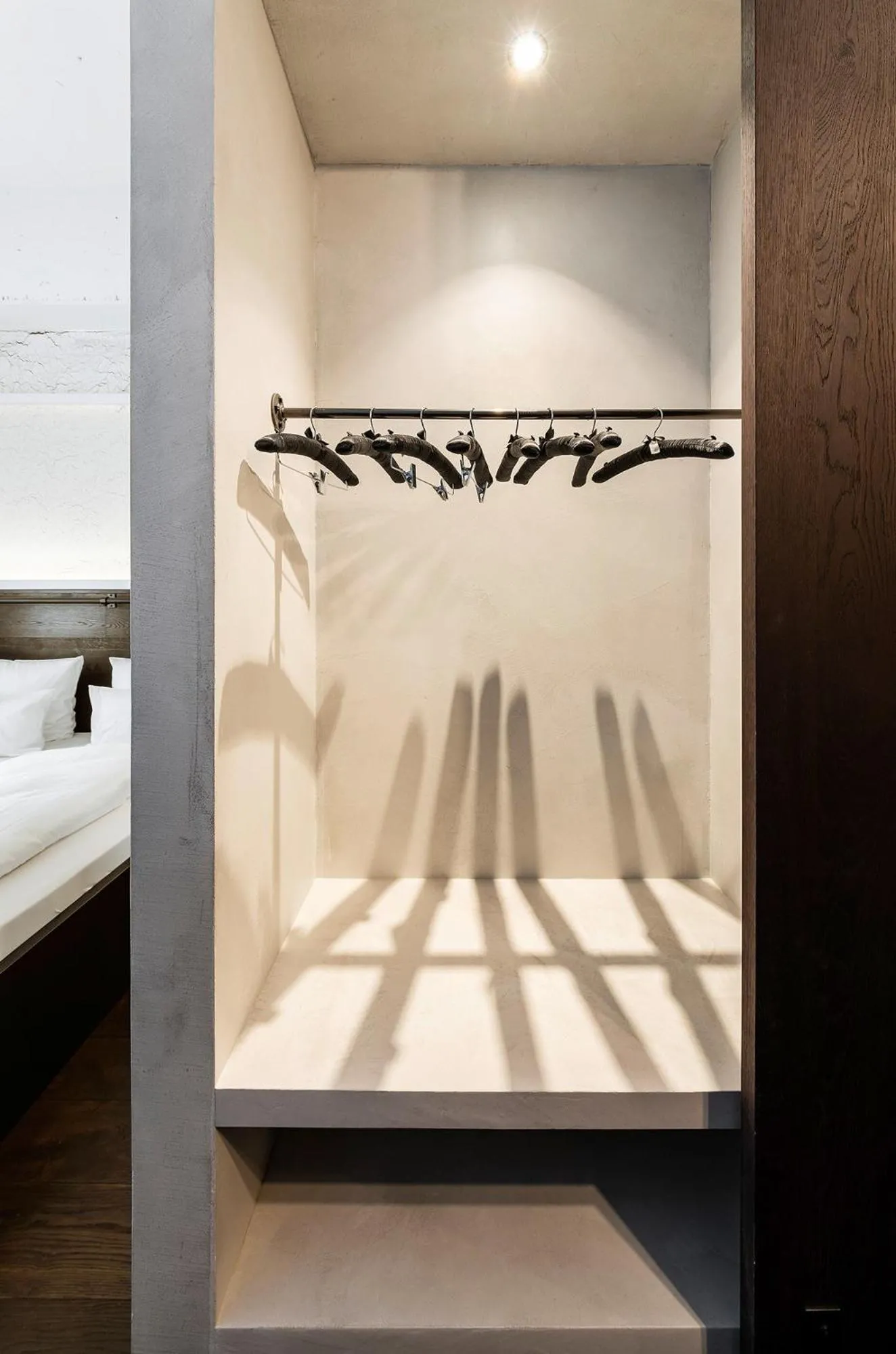 Decorative detail, Bed in JS-Balingen