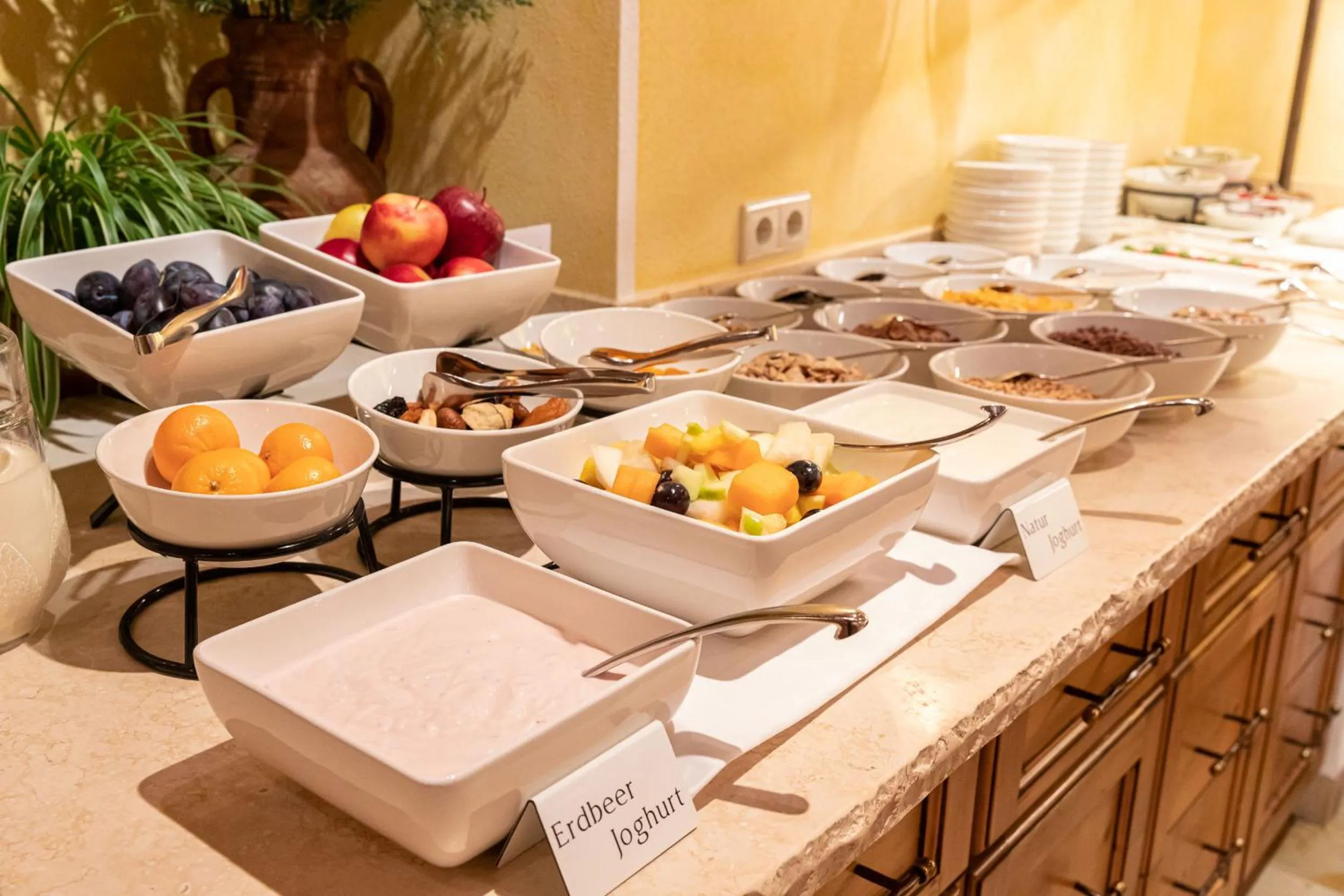 Breakfast in Hotel Pension Sonnleiten