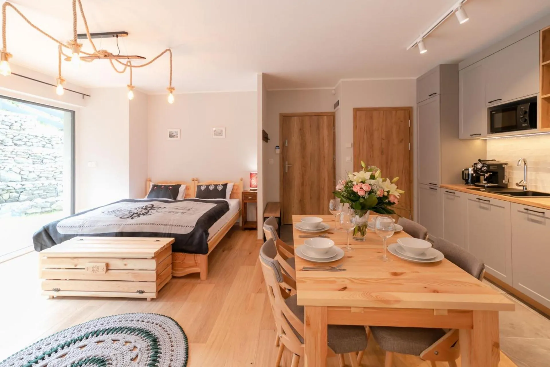 Bed in Apartamenty Pod Stokiem 200 m do kolejki Na Skrzyczne - szczyrk apartamenty