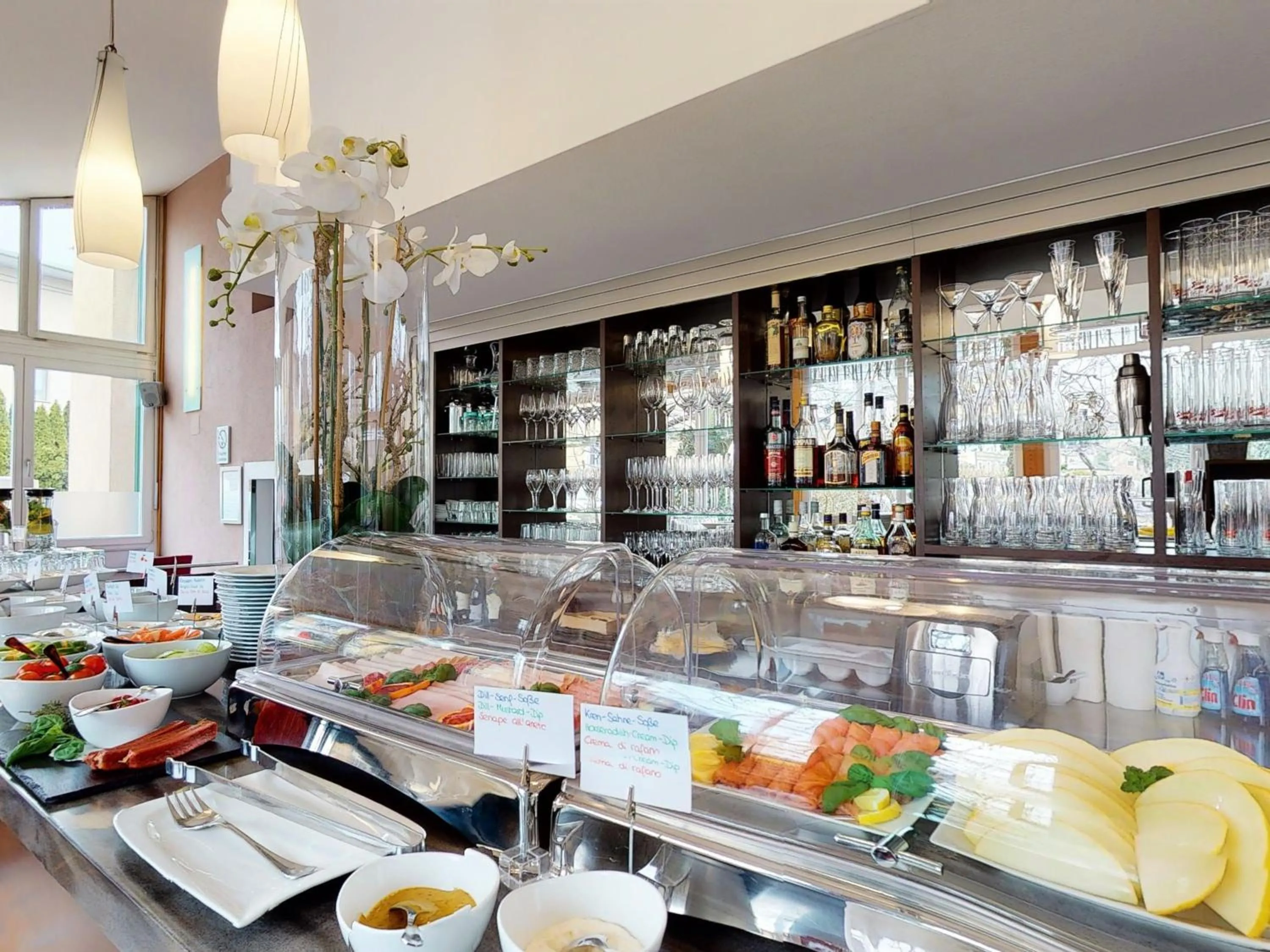 Restaurant/places to eat in Hotel Via Roma
