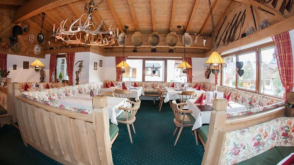 Restaurant/places to eat in Das Rotspitz Adults - only