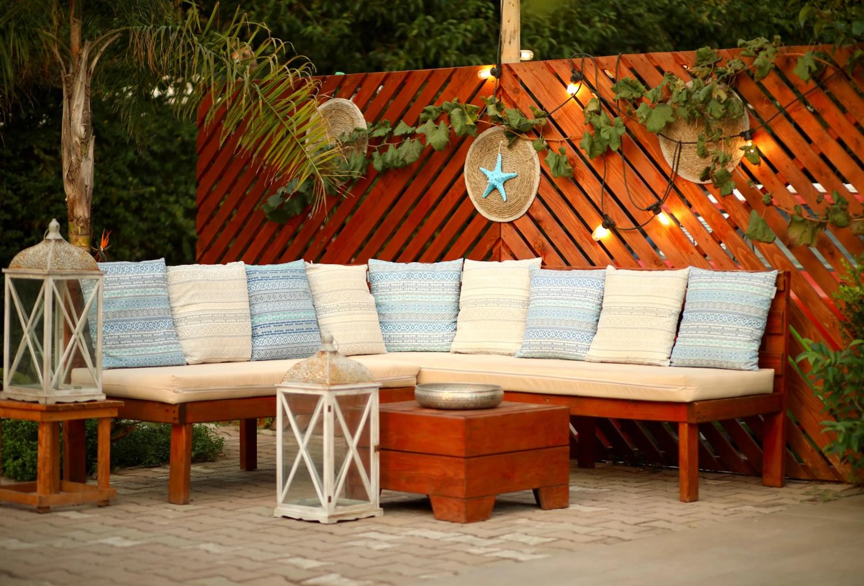 Lounge or bar in Marbella Beach Hotel